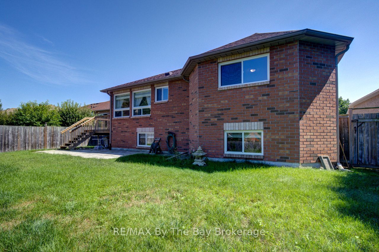 420 Ramblewood Drive Property Photo 35