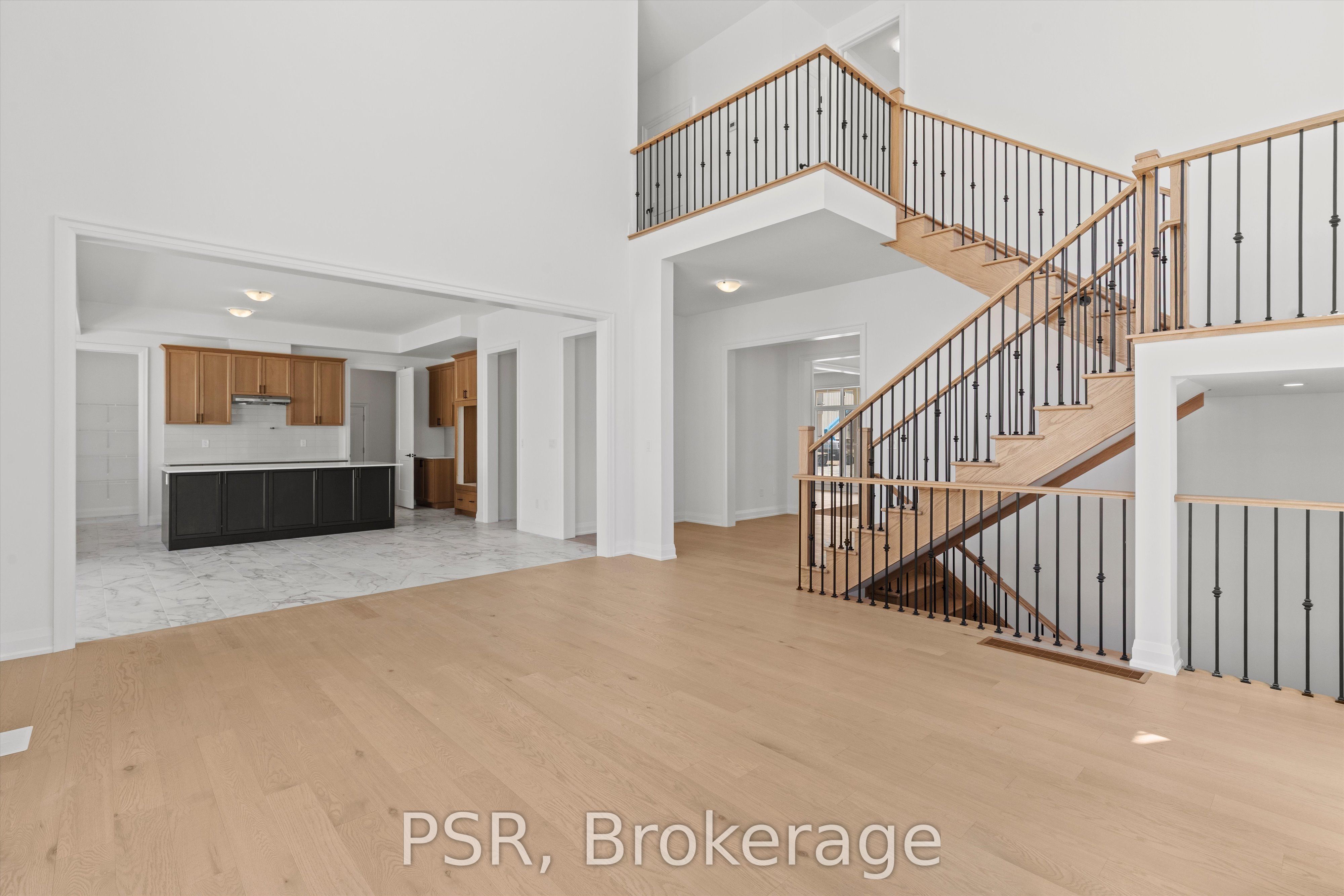 26 Pearsall Place Property Photo 12