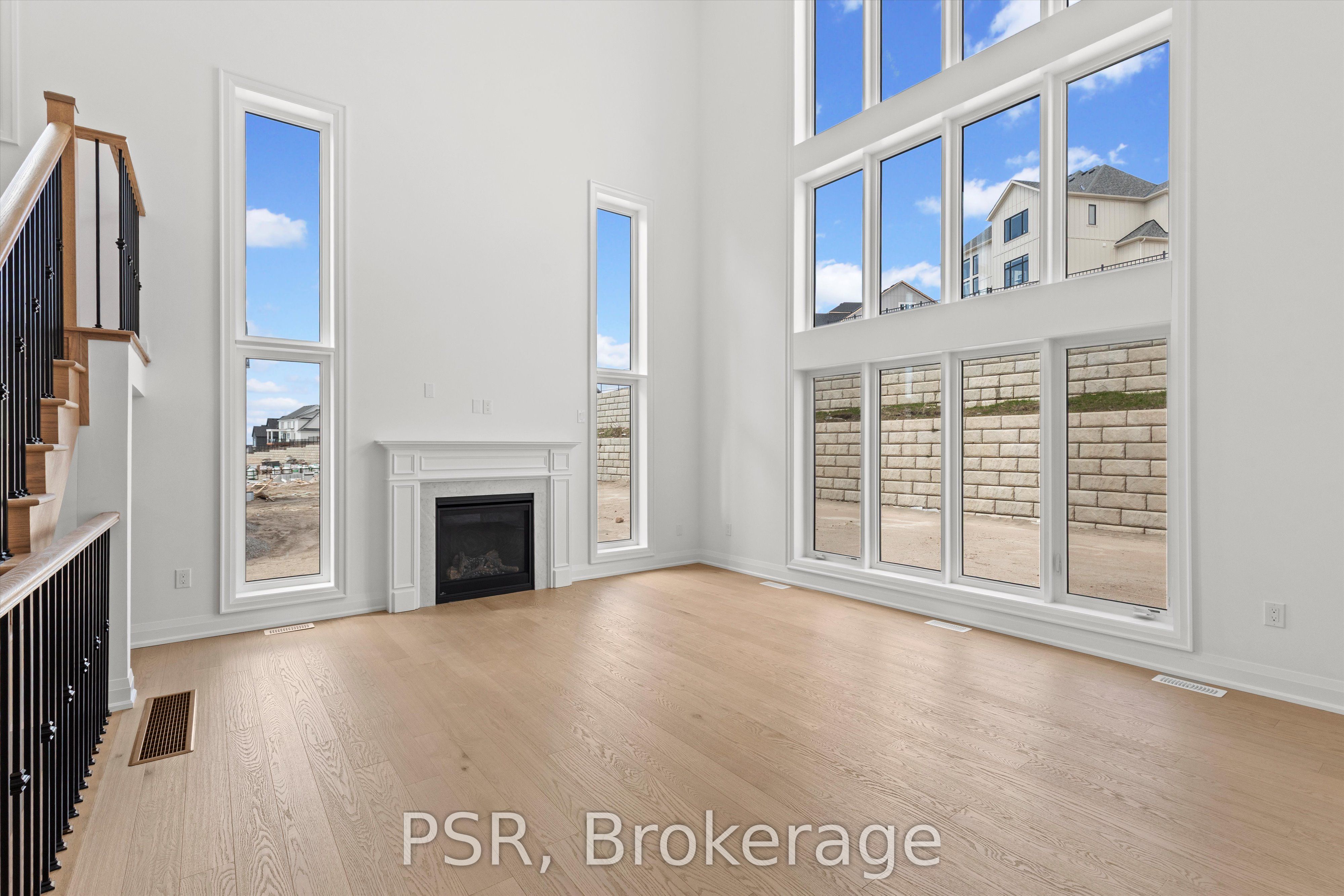 26 Pearsall Place Property Photo 14