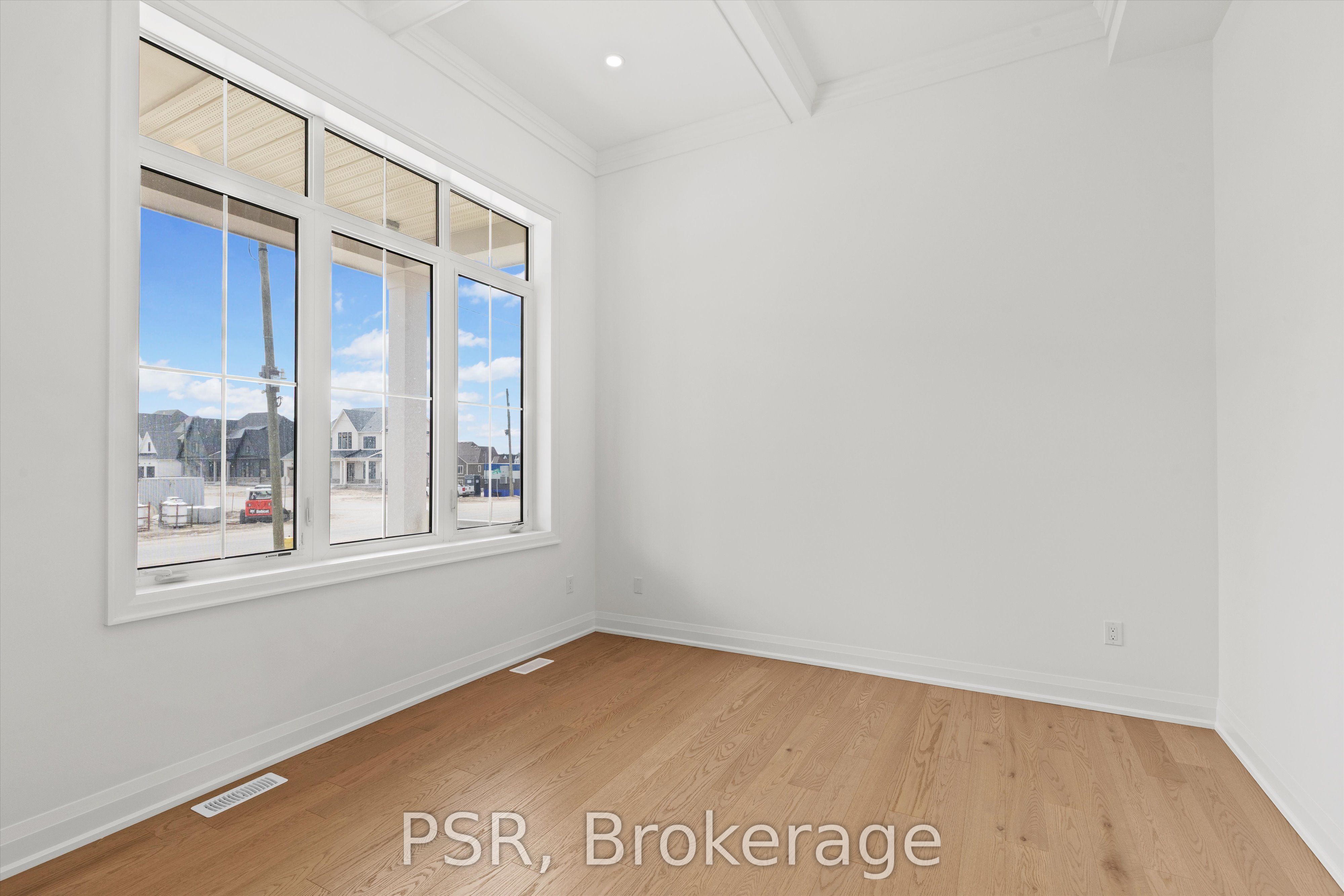 26 Pearsall Place Property Photo 23