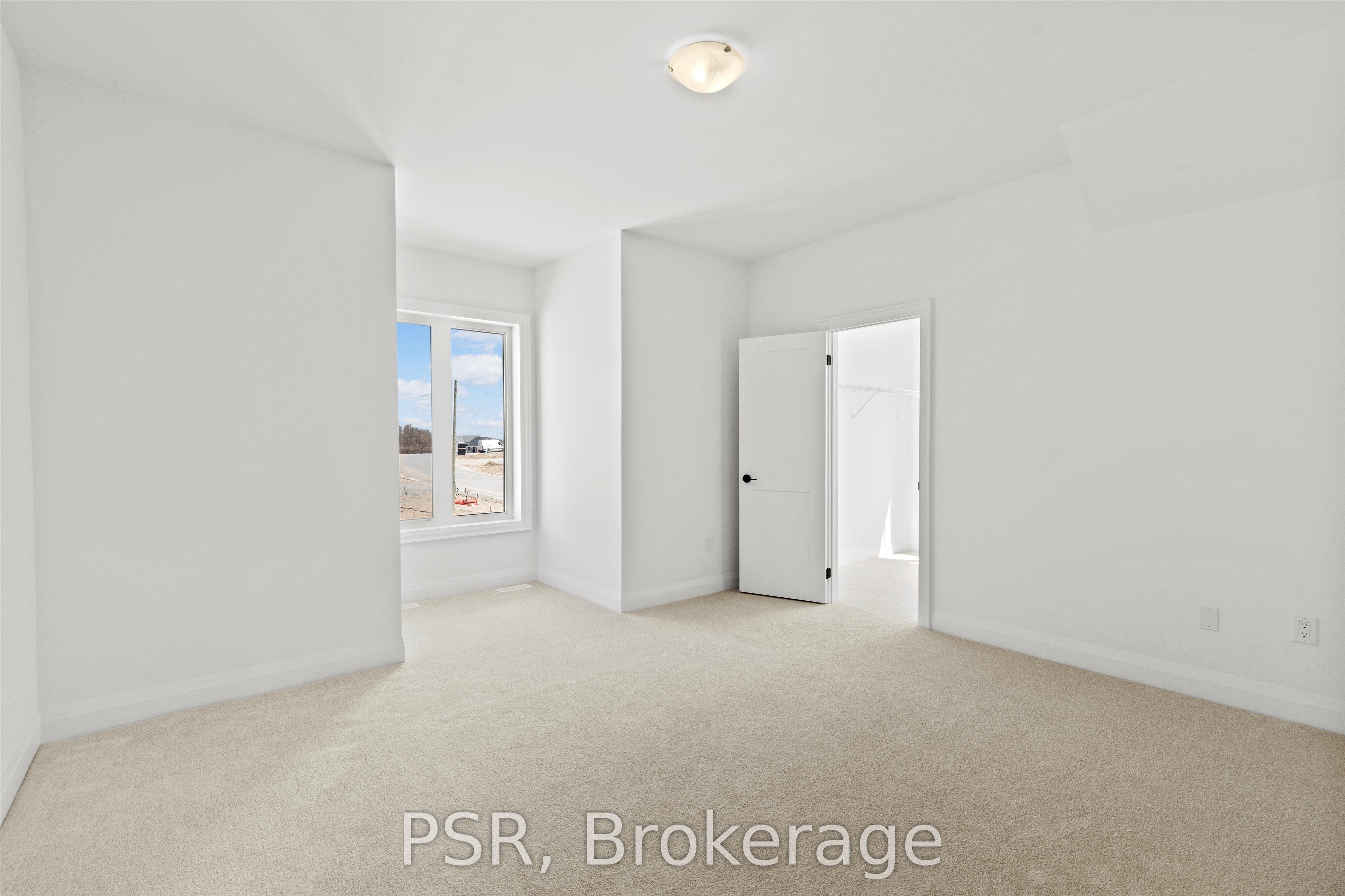 26 Pearsall Place Property Photo 34