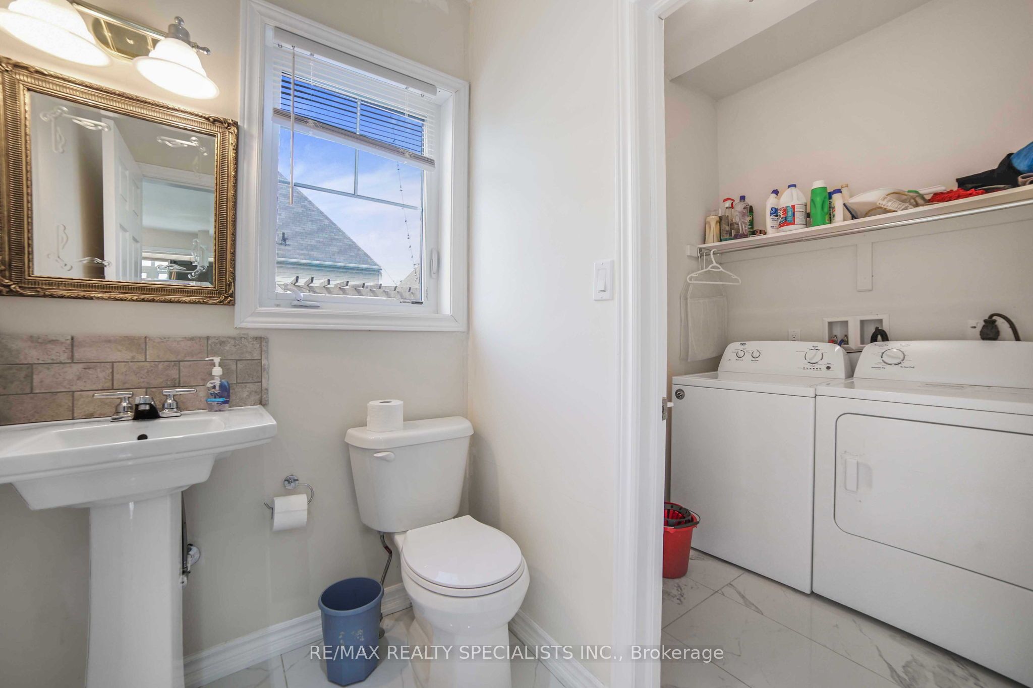 61 Riverwalk Place Property Photo 37