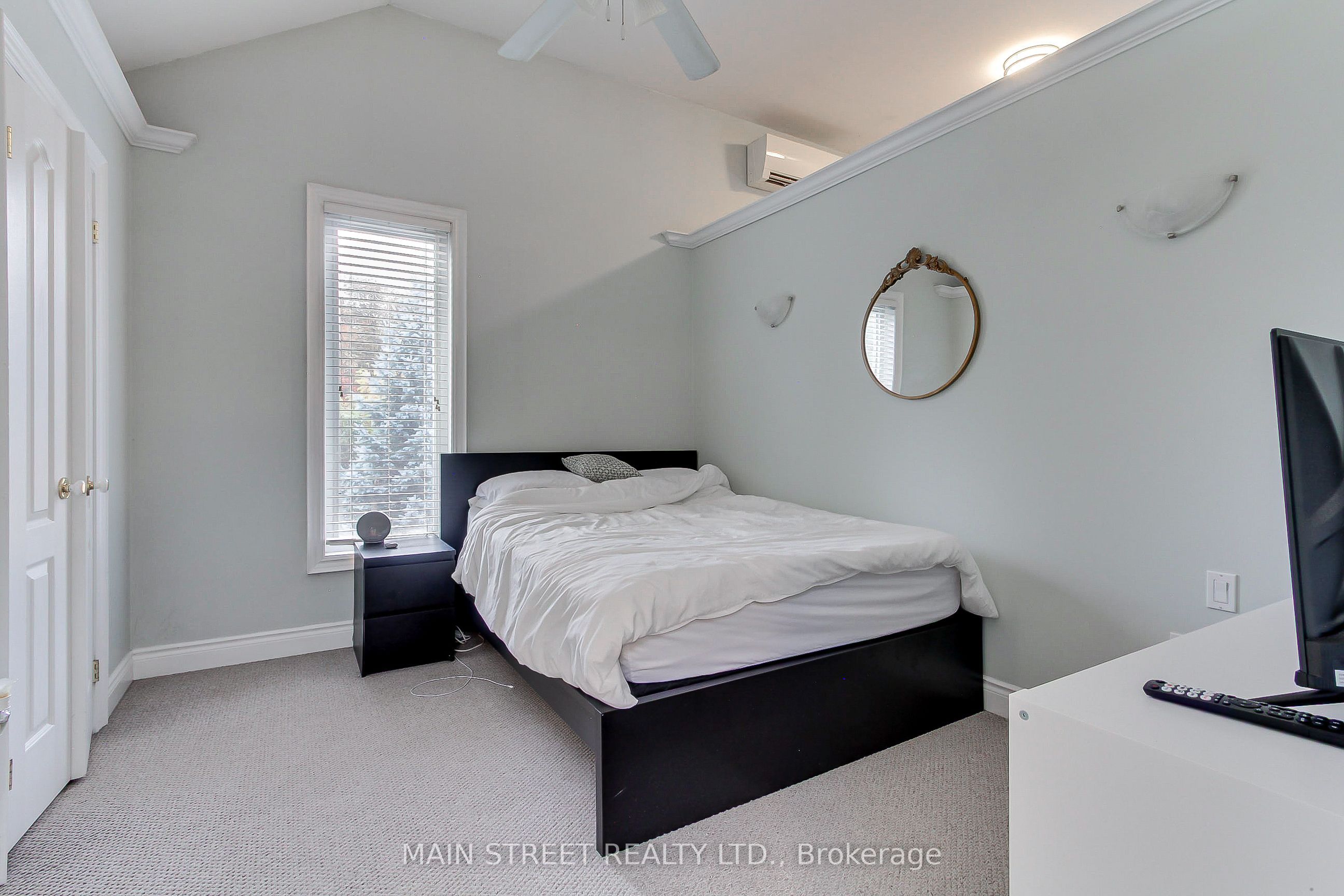 276 Crawford Street Property Photo 29