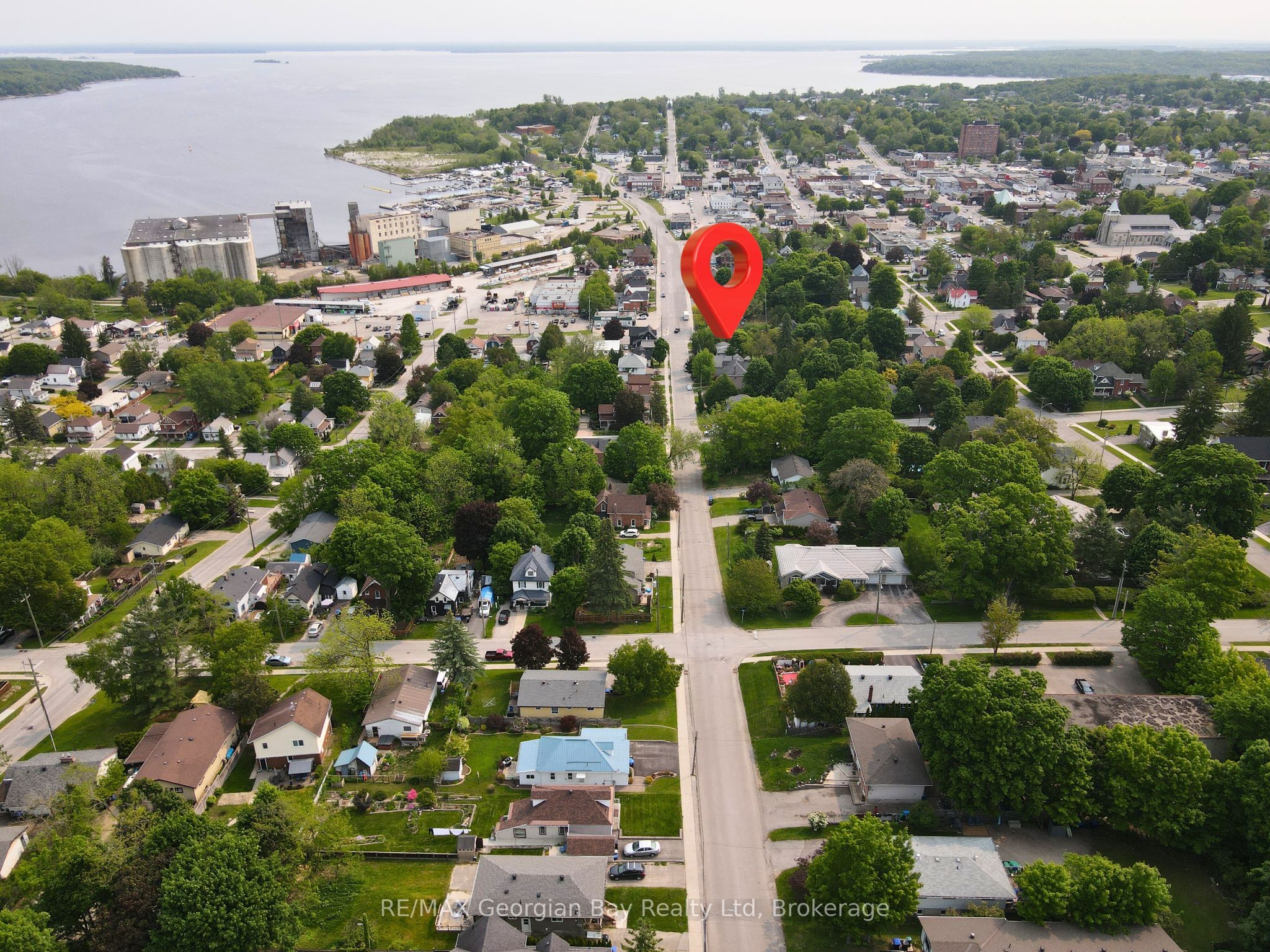 641 Bay Street Property Photo 39