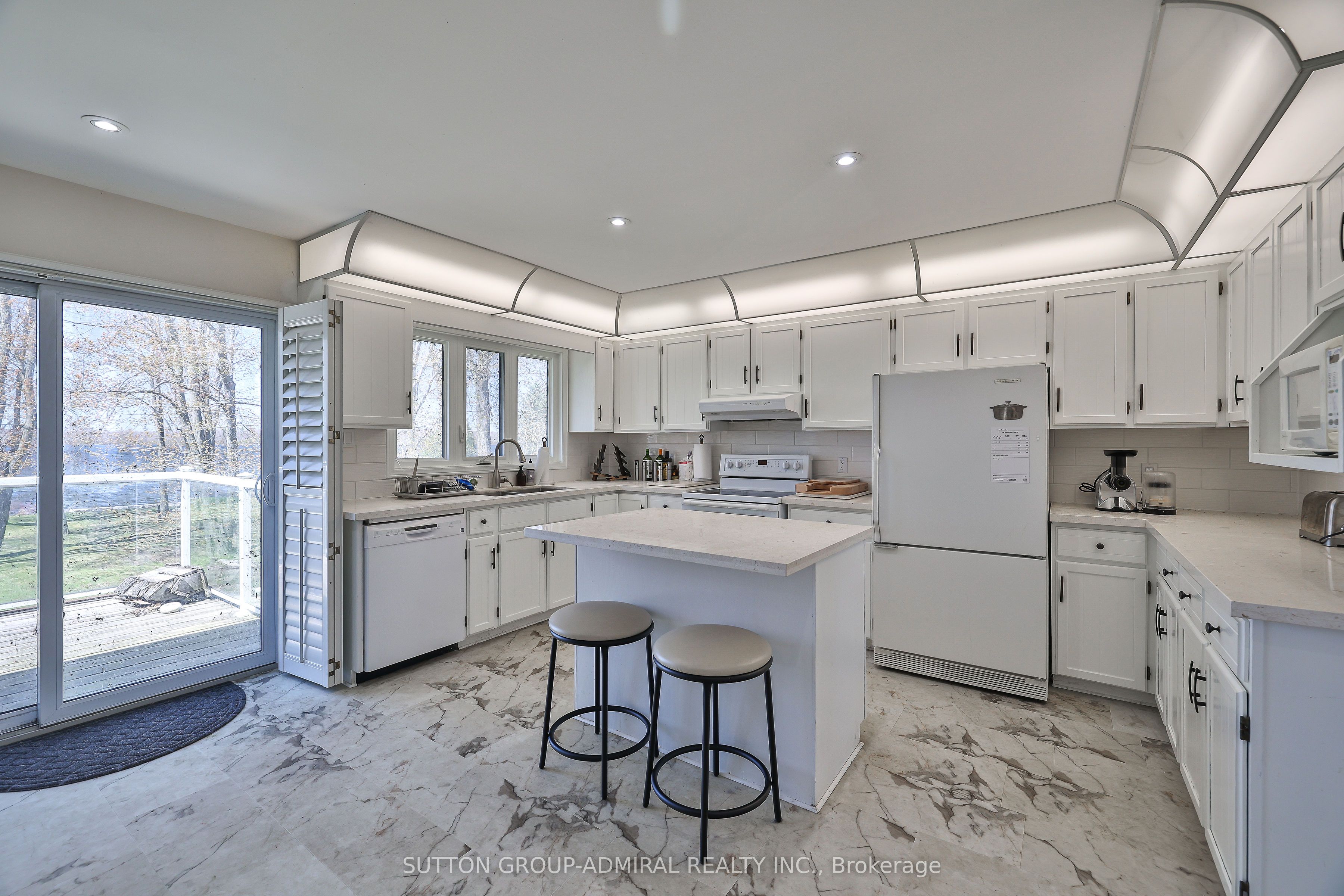 182 Bayshore Drive Property Photo 18