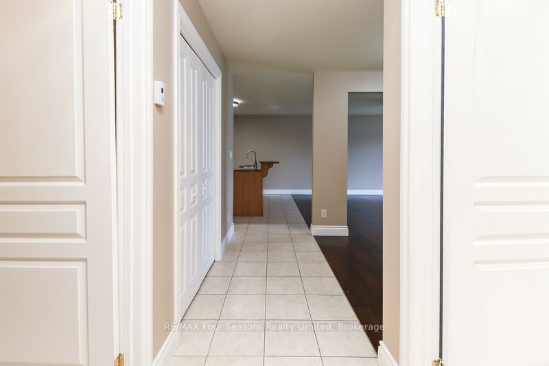 435 Walnut Street 101 Property Photo 3