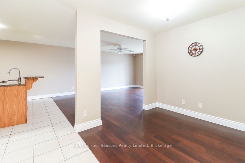 435 Walnut Street 101 Property Photo 4