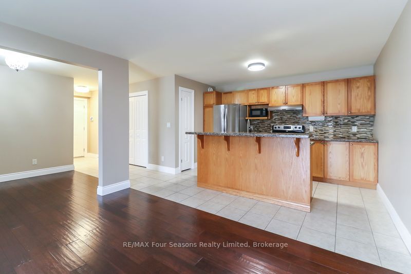 435 Walnut Street 101 Property Photo 10