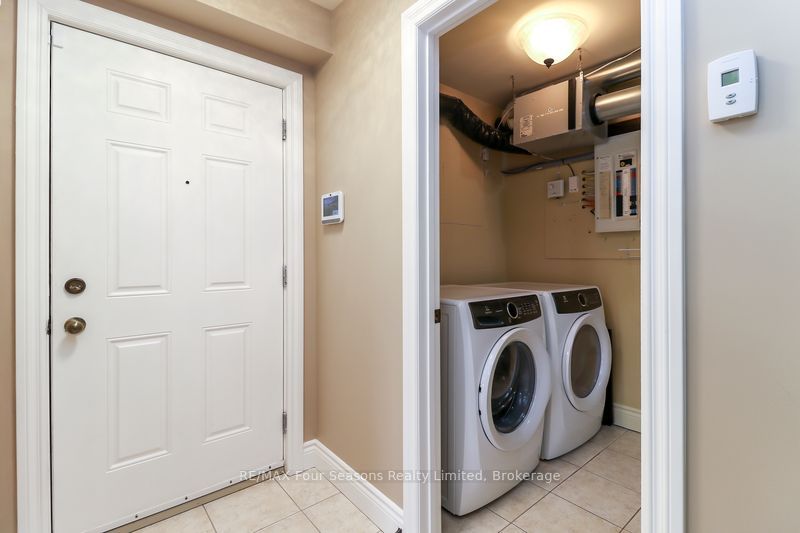 435 Walnut Street 101 Property Photo 23