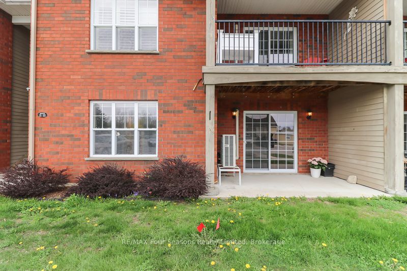 435 Walnut Street 101 Property Photo 25
