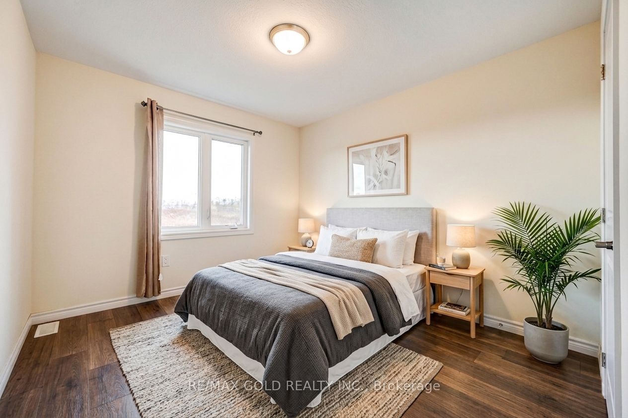84 Atlantis Drive W Property Photo 15