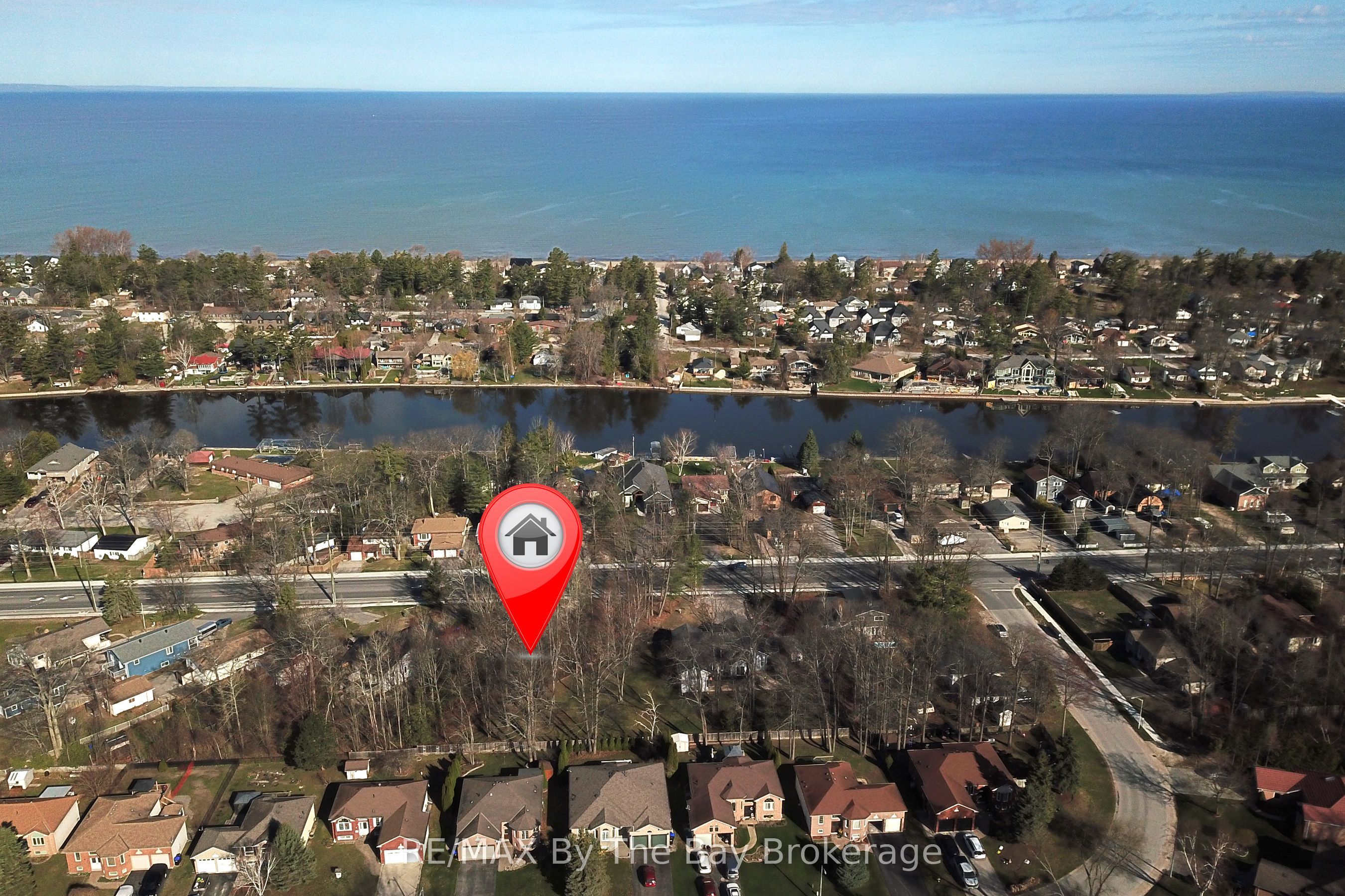 1459 River Road W Property Photo 2