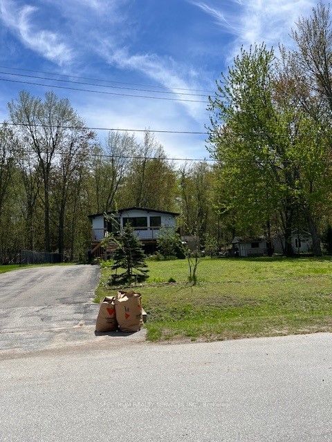 161 Antigua Drive Property Photo 4