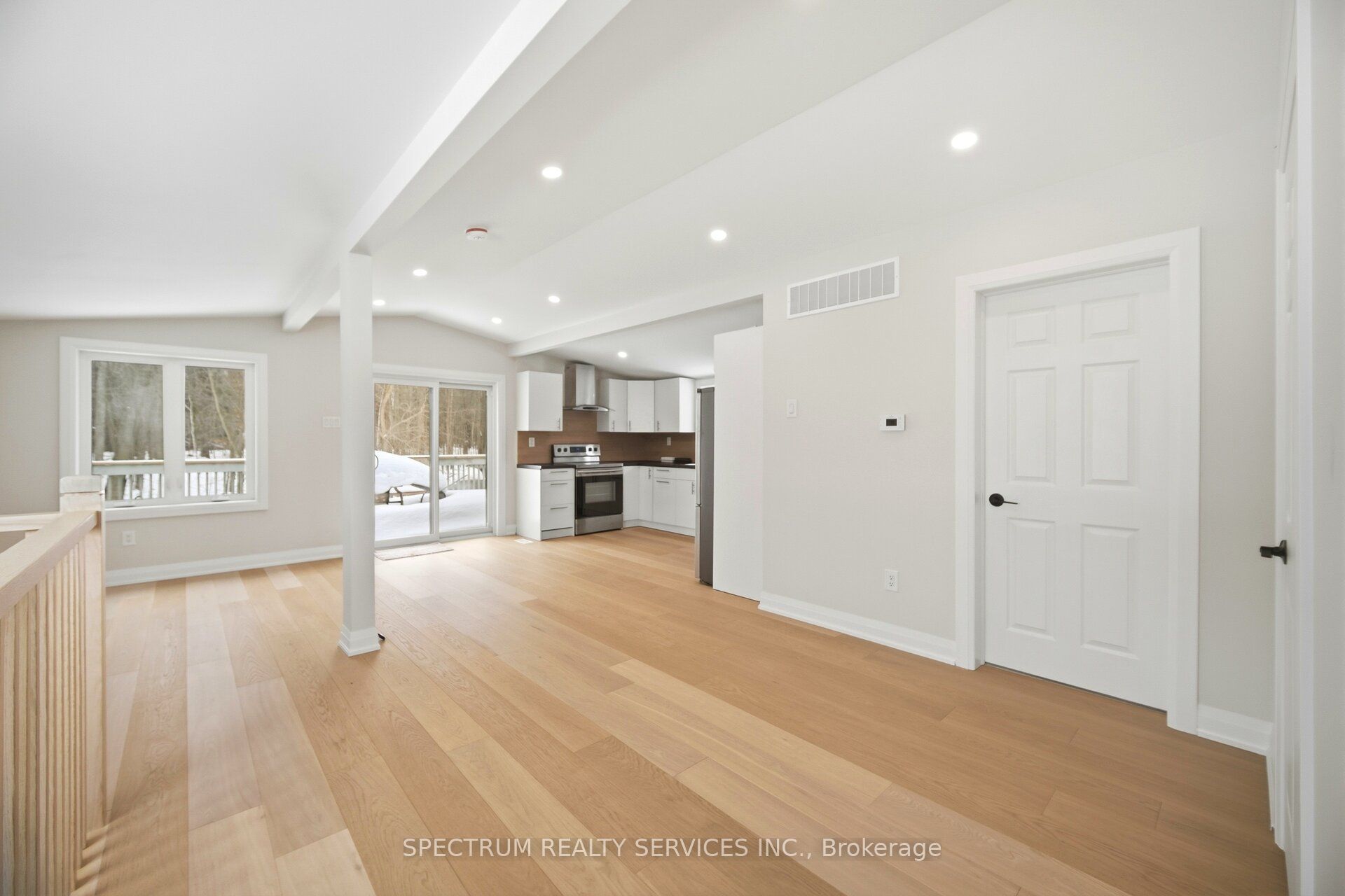 161 Antigua Drive Property Photo 14