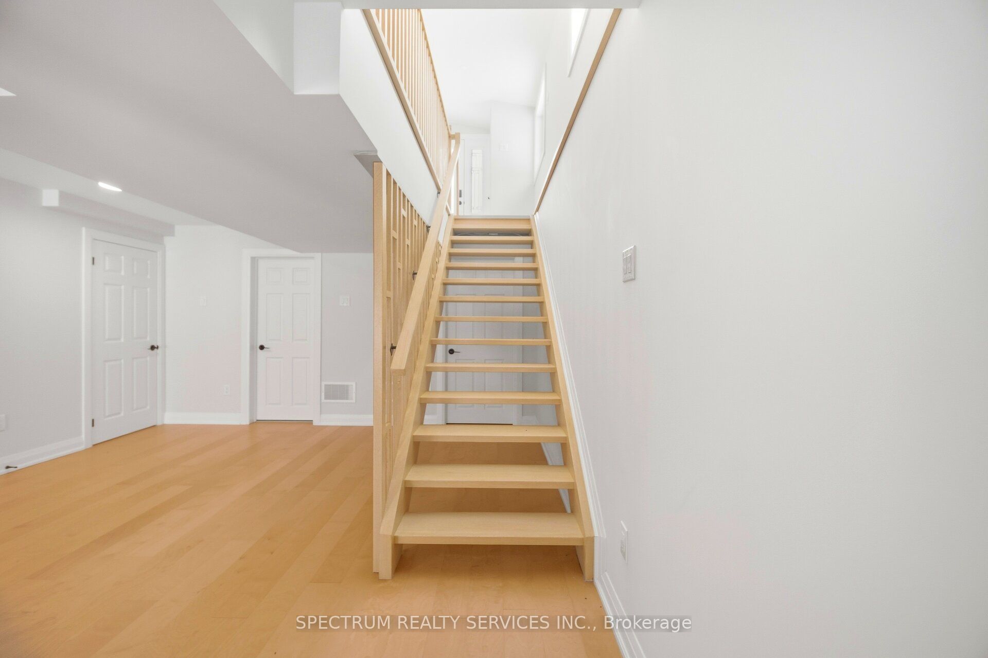 161 Antigua Drive Property Photo 27