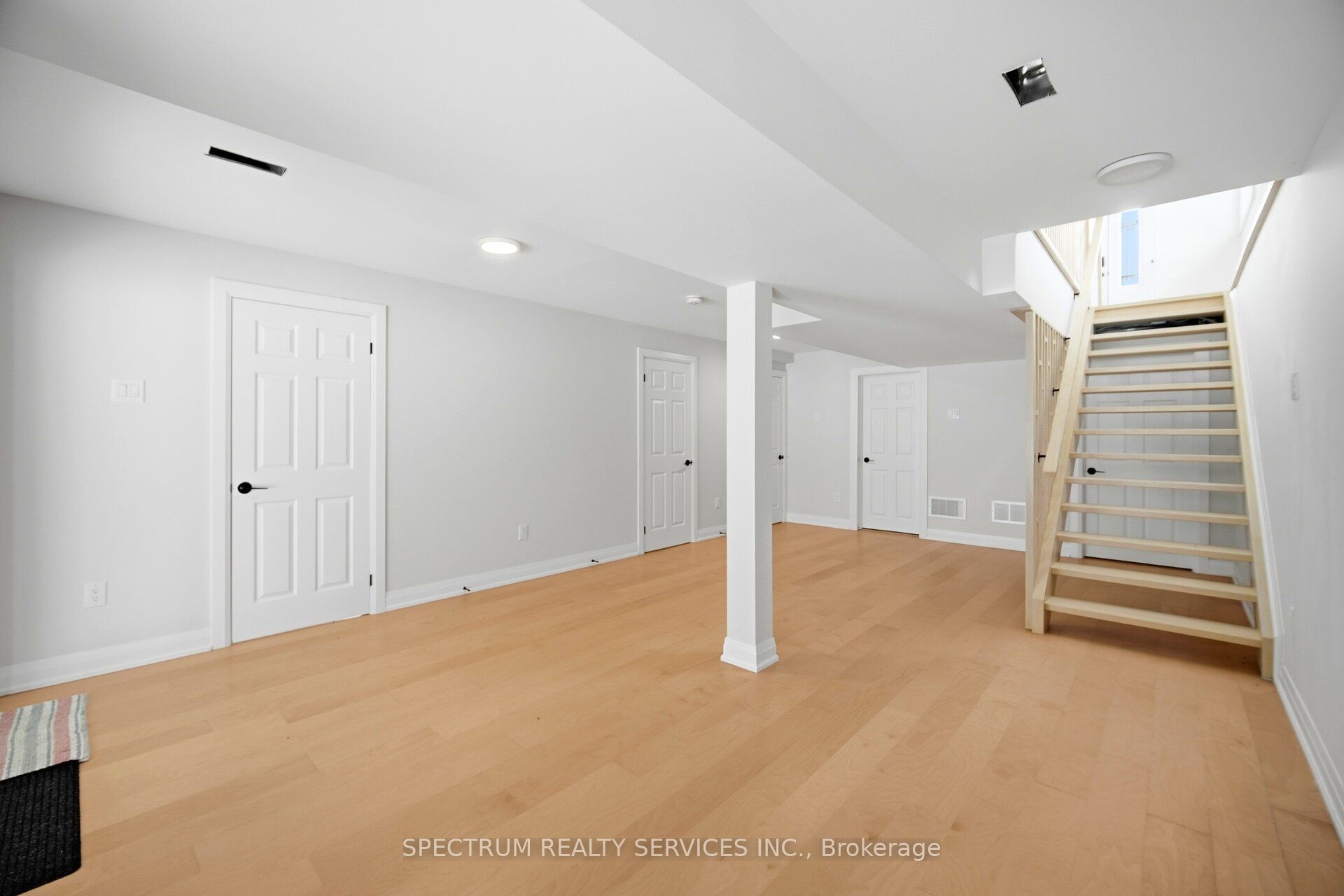 161 Antigua Drive Property Photo 28