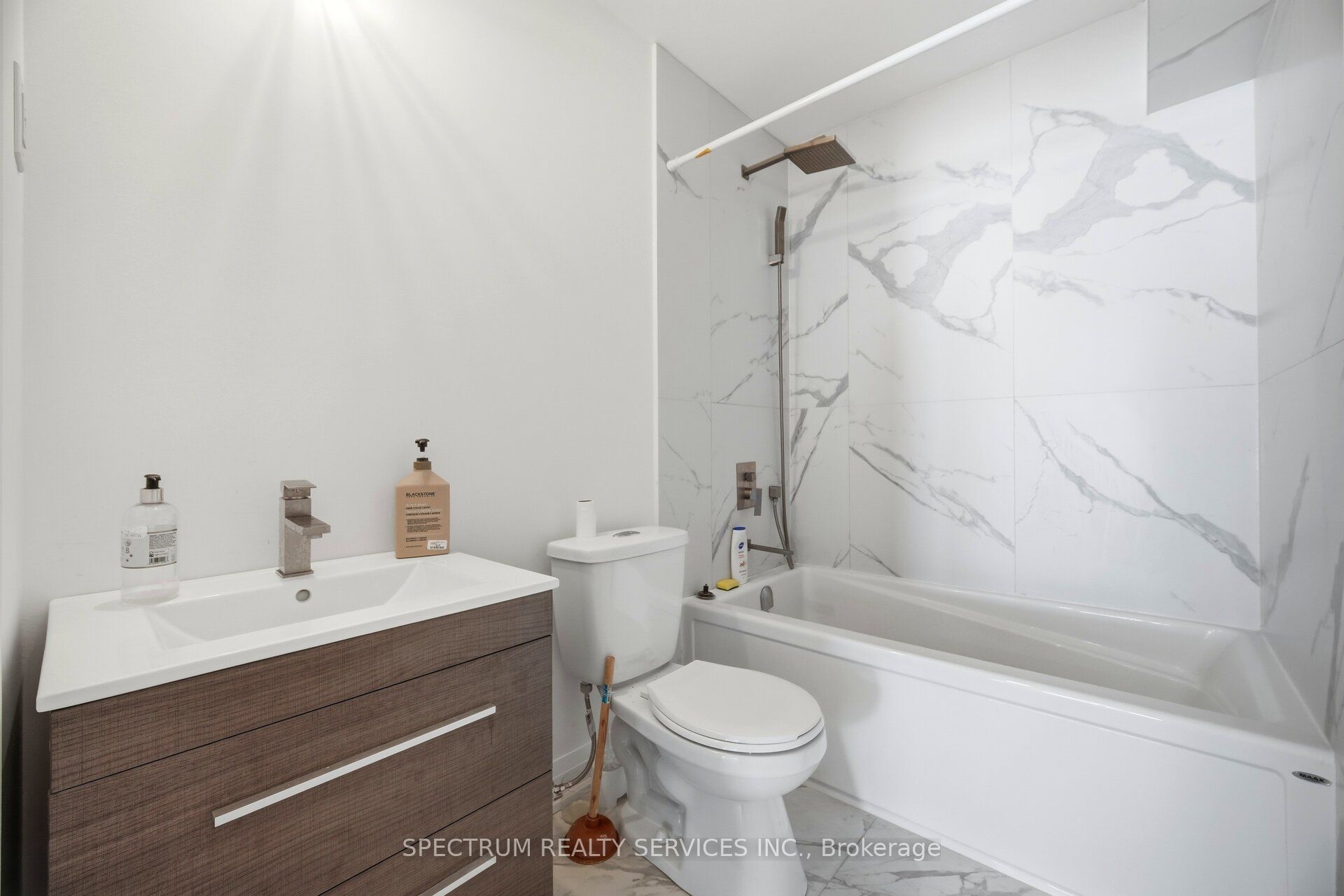 161 Antigua Drive Property Photo 29