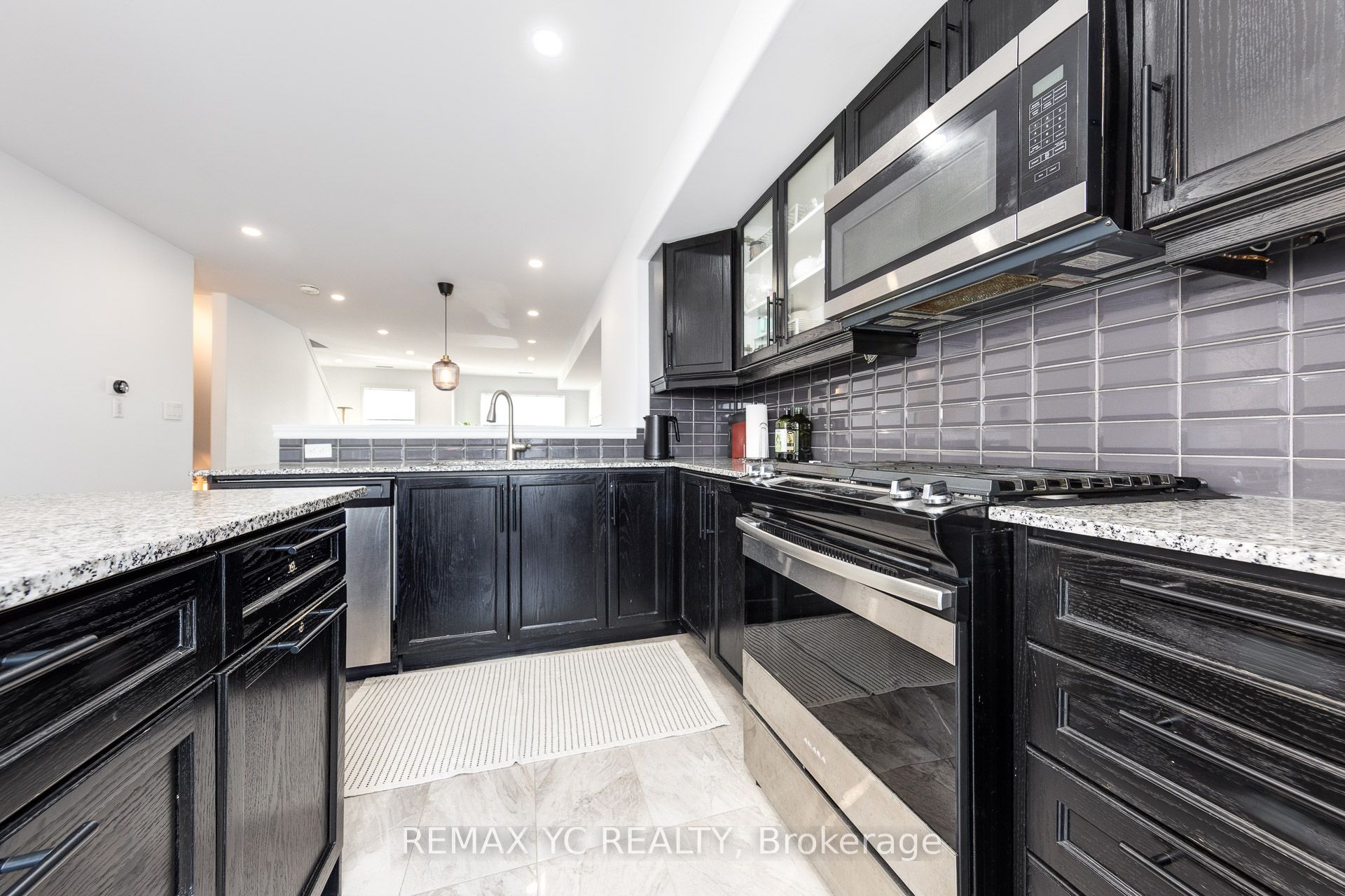 1 Leggott Avenue 2 Property Photo 11
