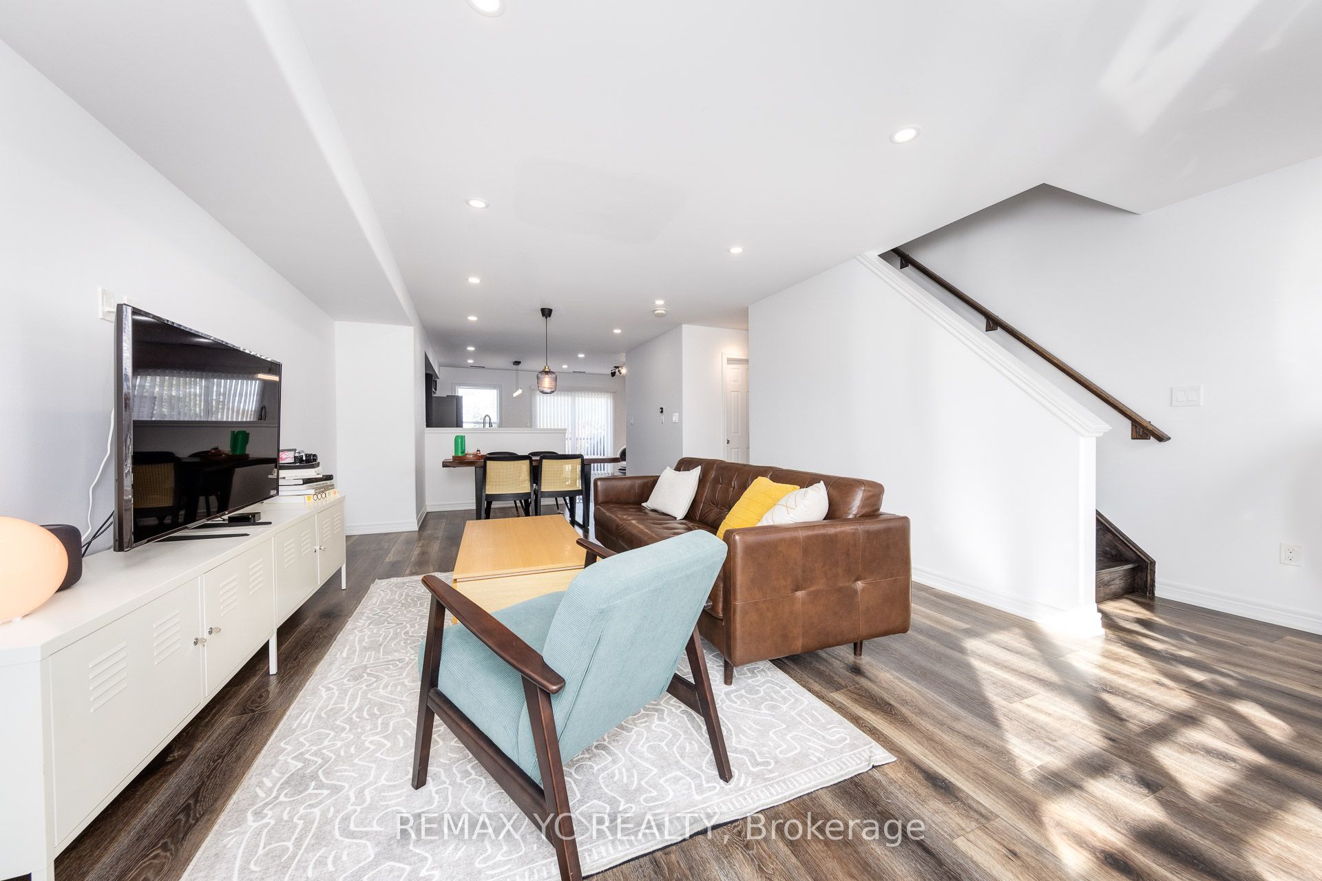 1 Leggott Avenue 2 Property Photo 16