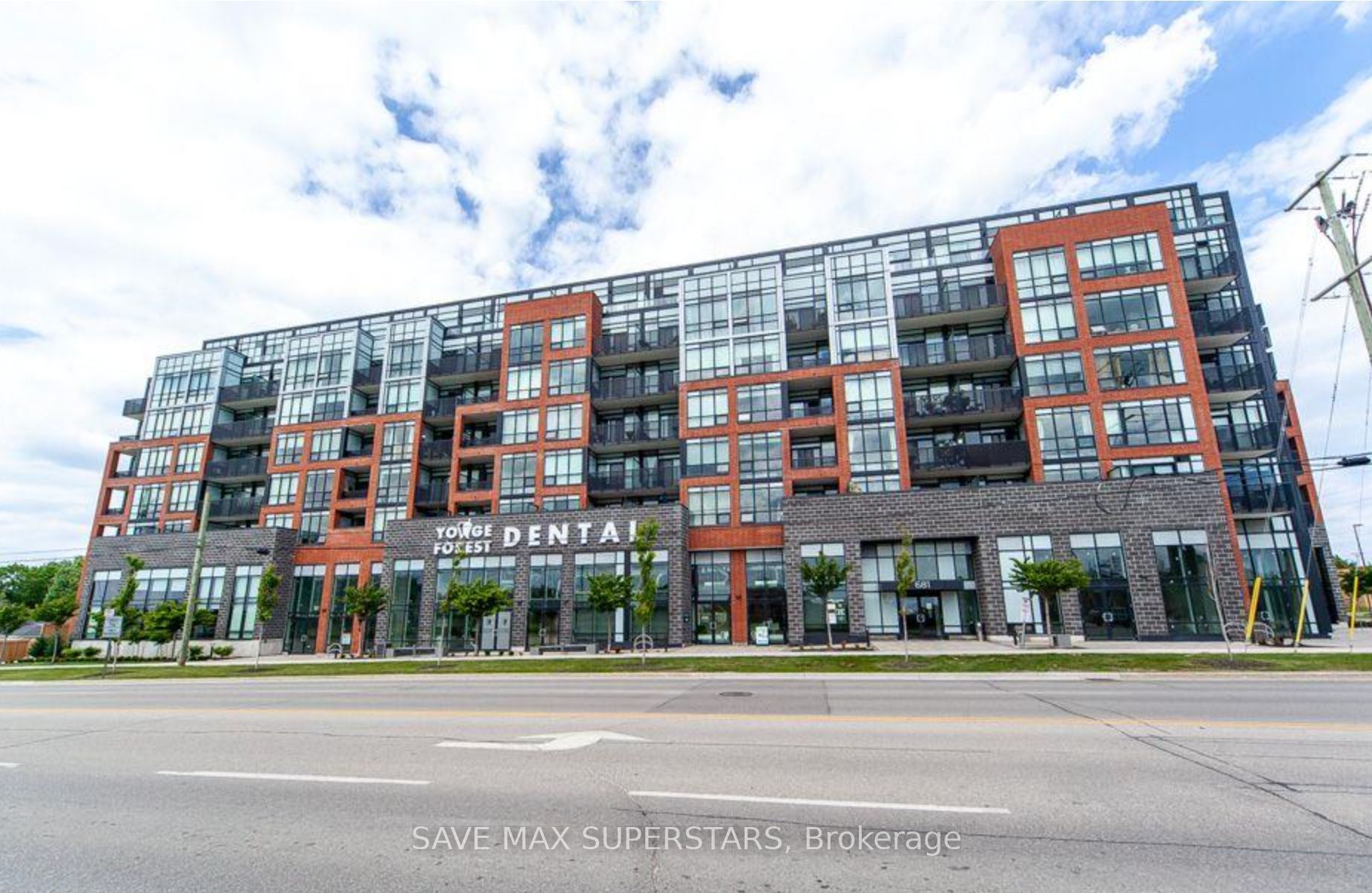 681 Yonge Street 611 Property Photo 1