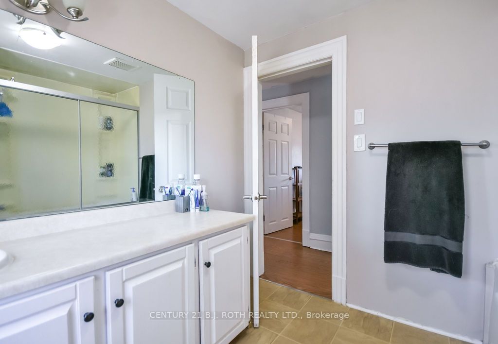 174 Barrie Road Property Photo 37
