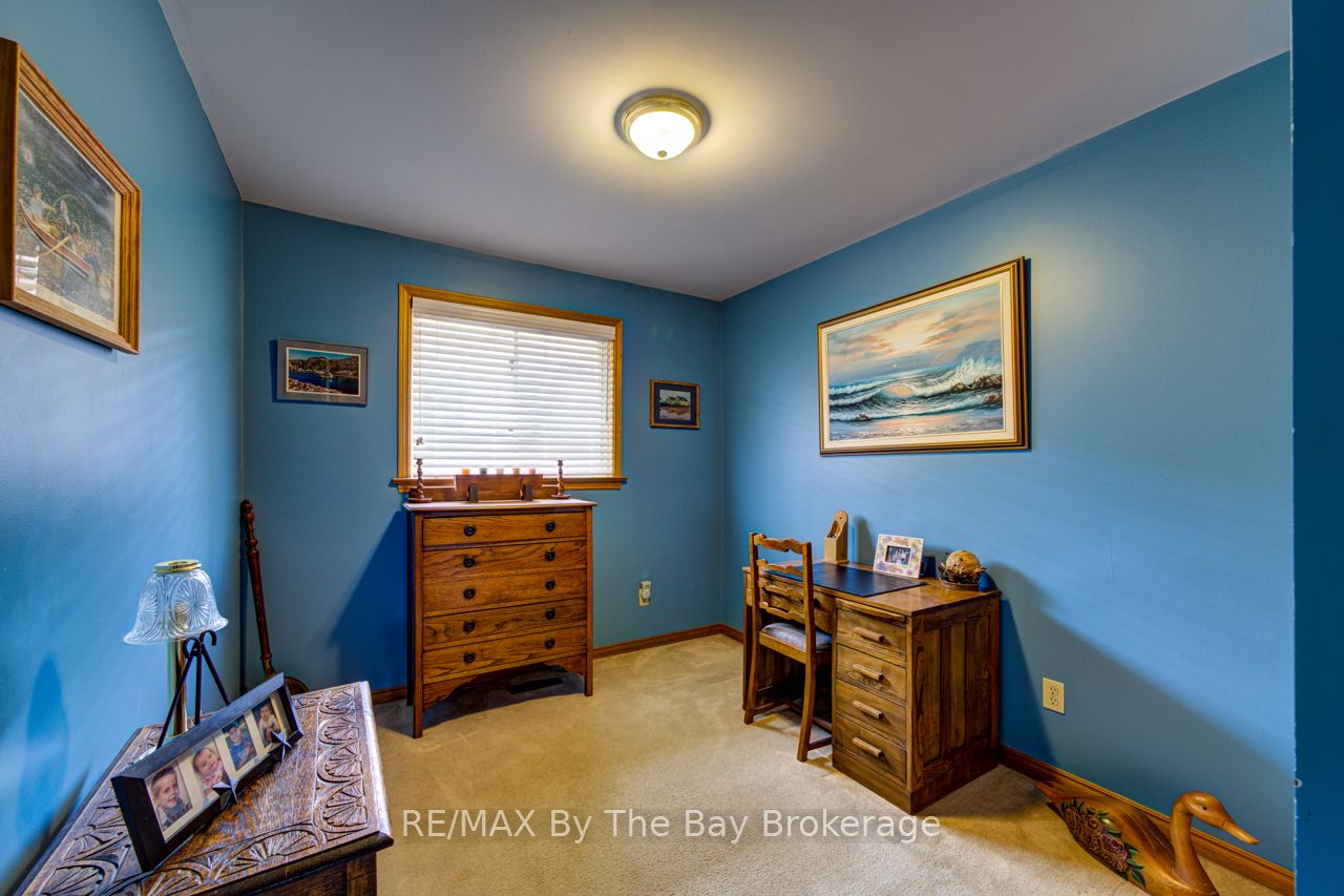 229 Datas Drive E Property Photo 18