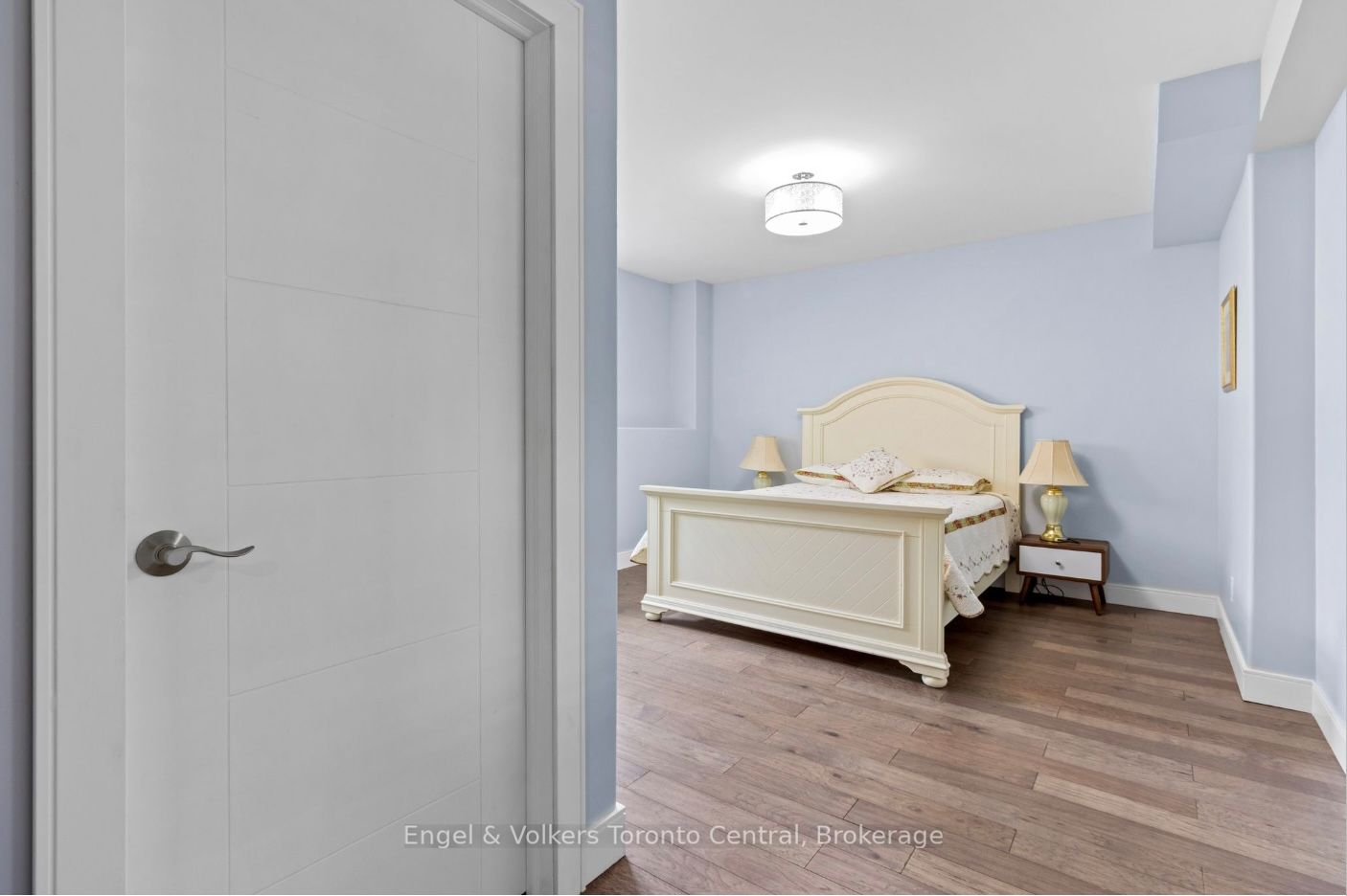 14 Thomas Street Property Photo 23