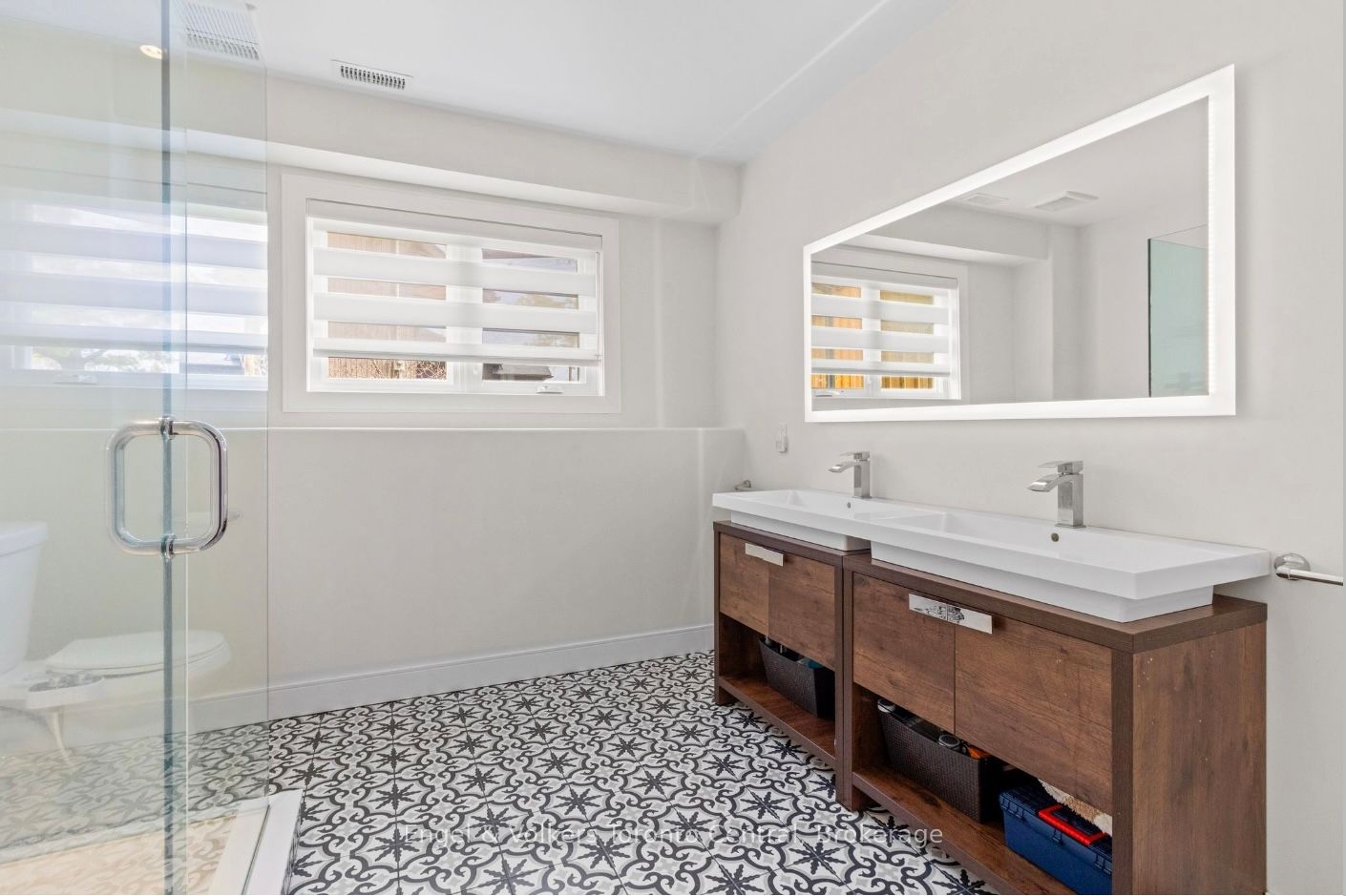 14 Thomas Street Property Photo 24