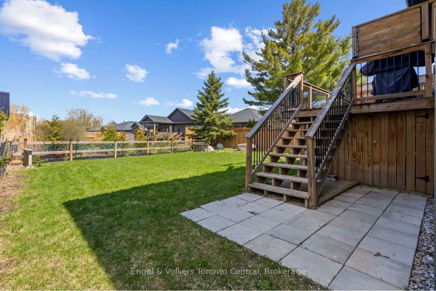 14 Thomas Street Property Photo 26