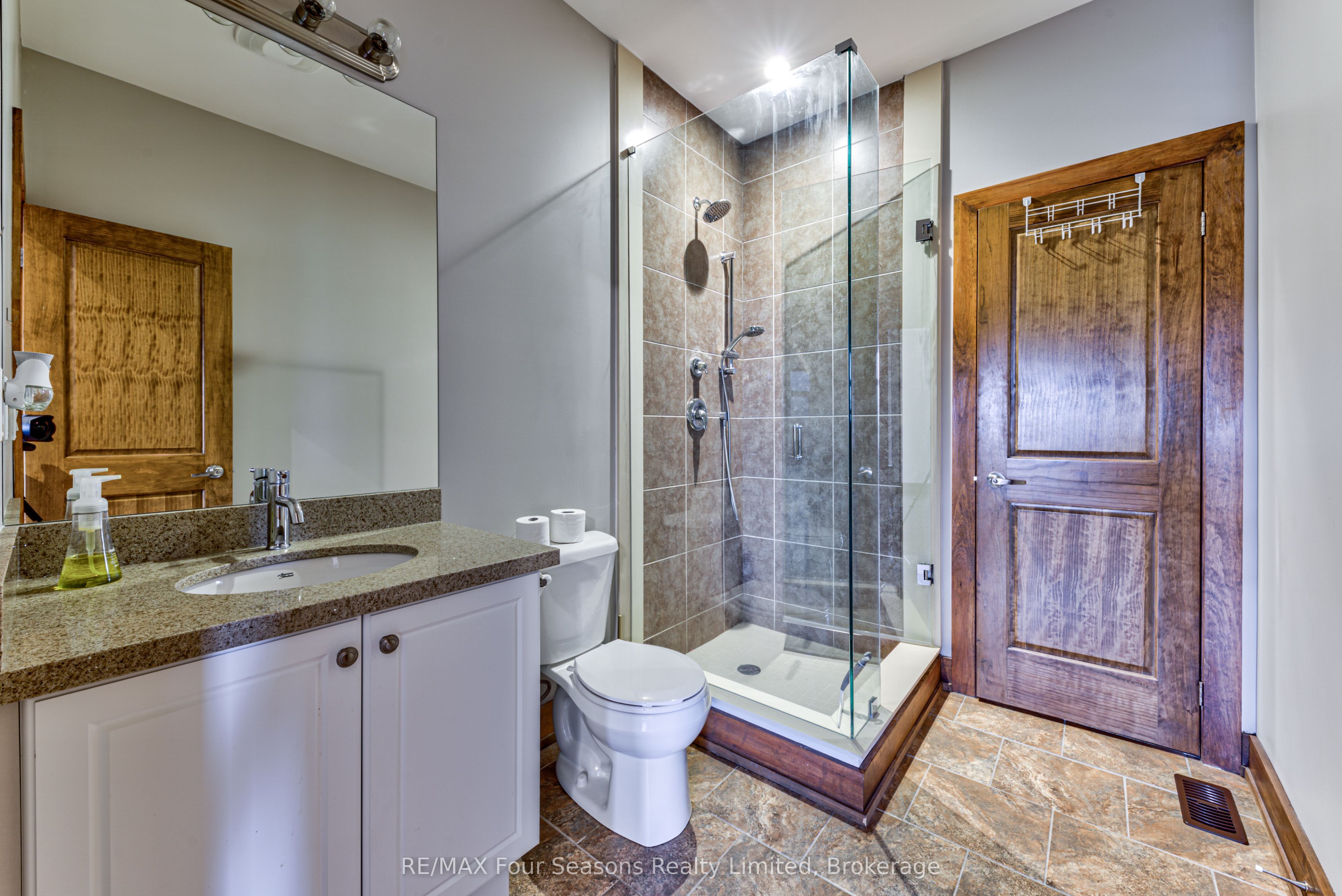 9 Windrose Valley Boulevard Property Photo 26