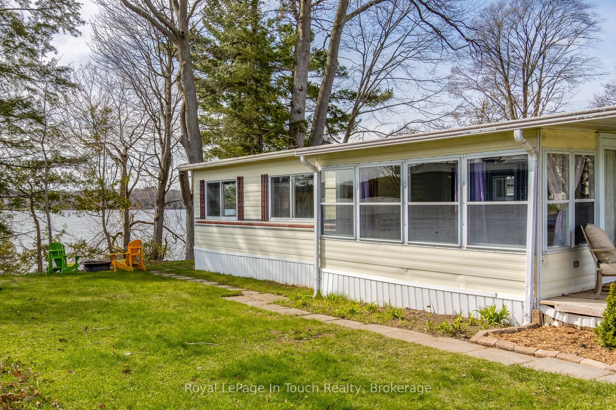 8 Lakeshore Road Property Photo 14