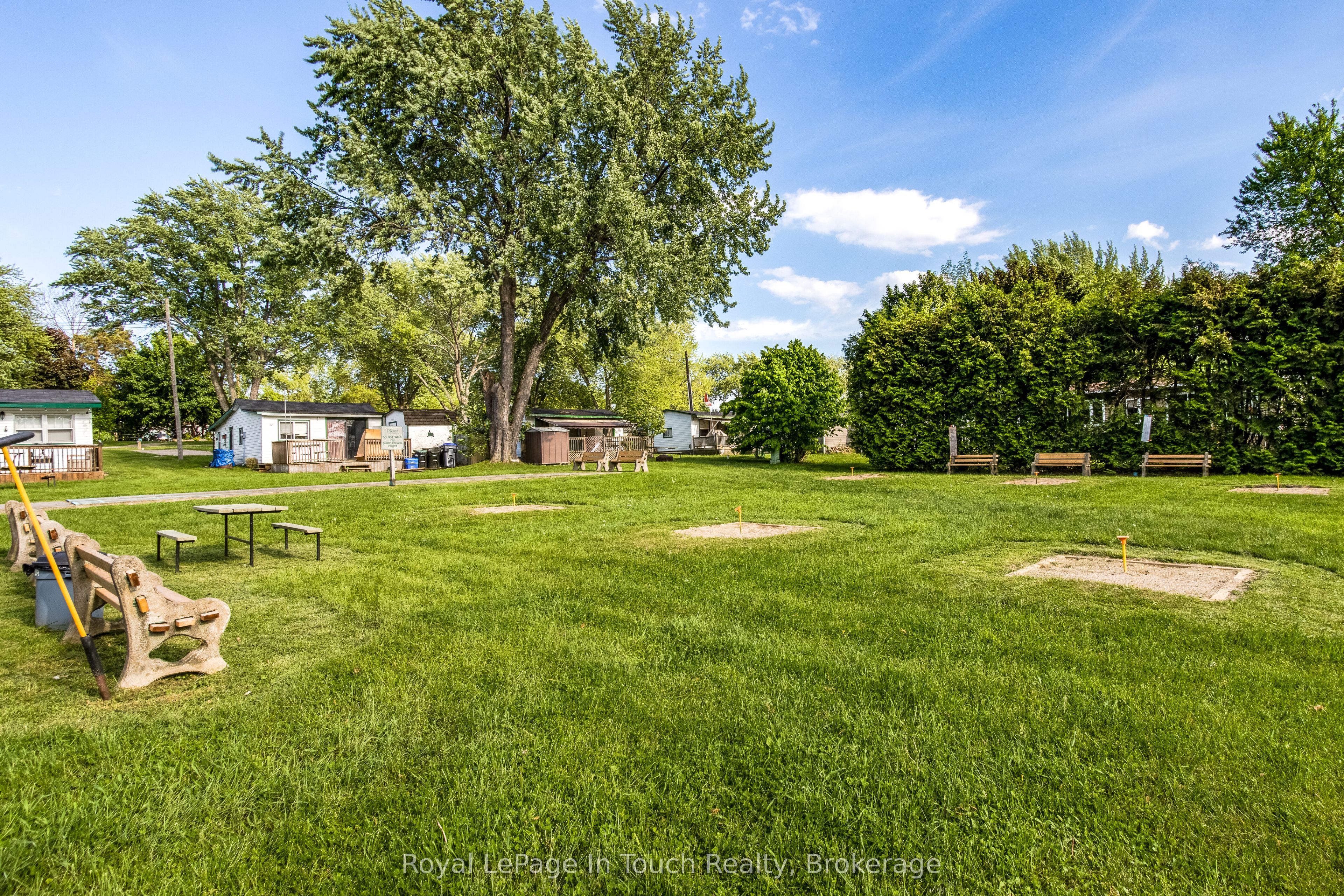 8 Lakeshore Road Property Photo 17