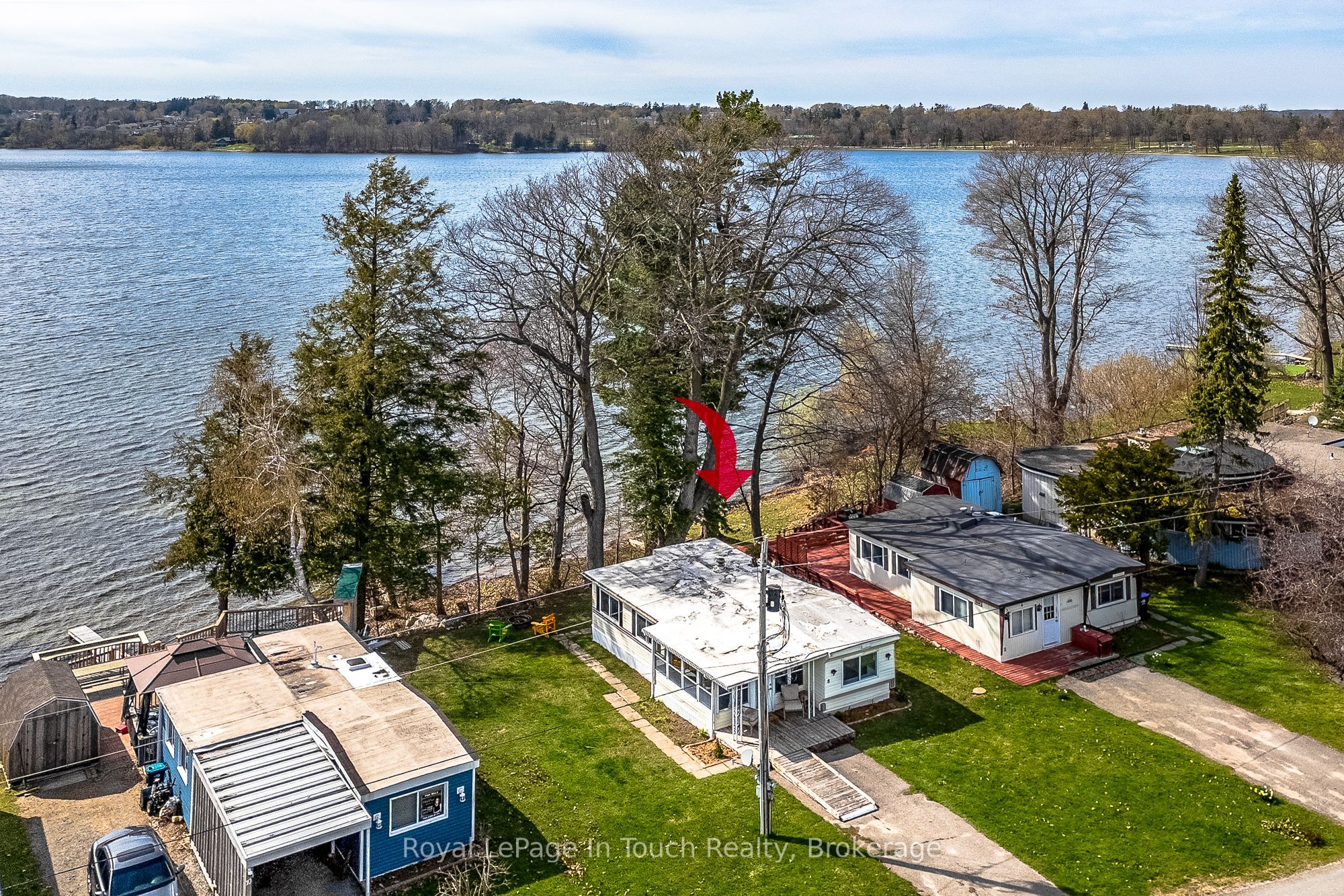8 Lakeshore Road Property Photo 21