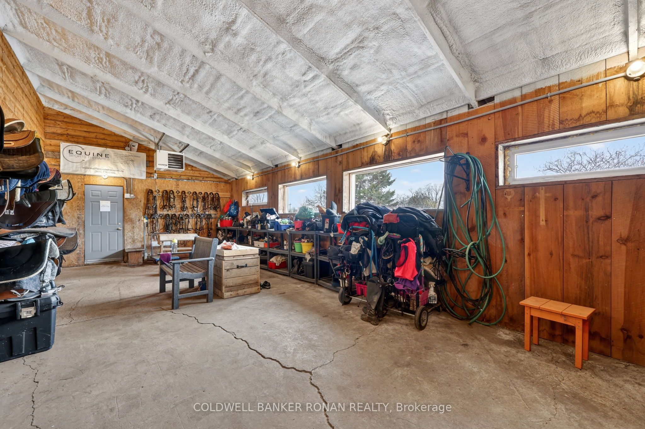 4479 2nd Line N Property Photo 11