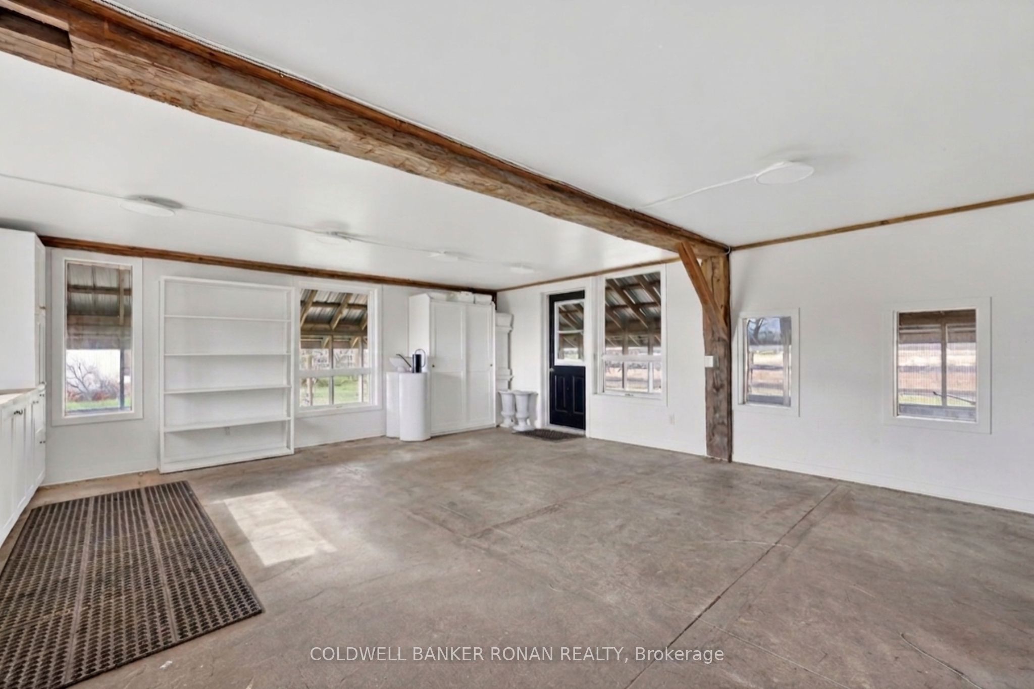 4479 2nd Line N Property Photo 19