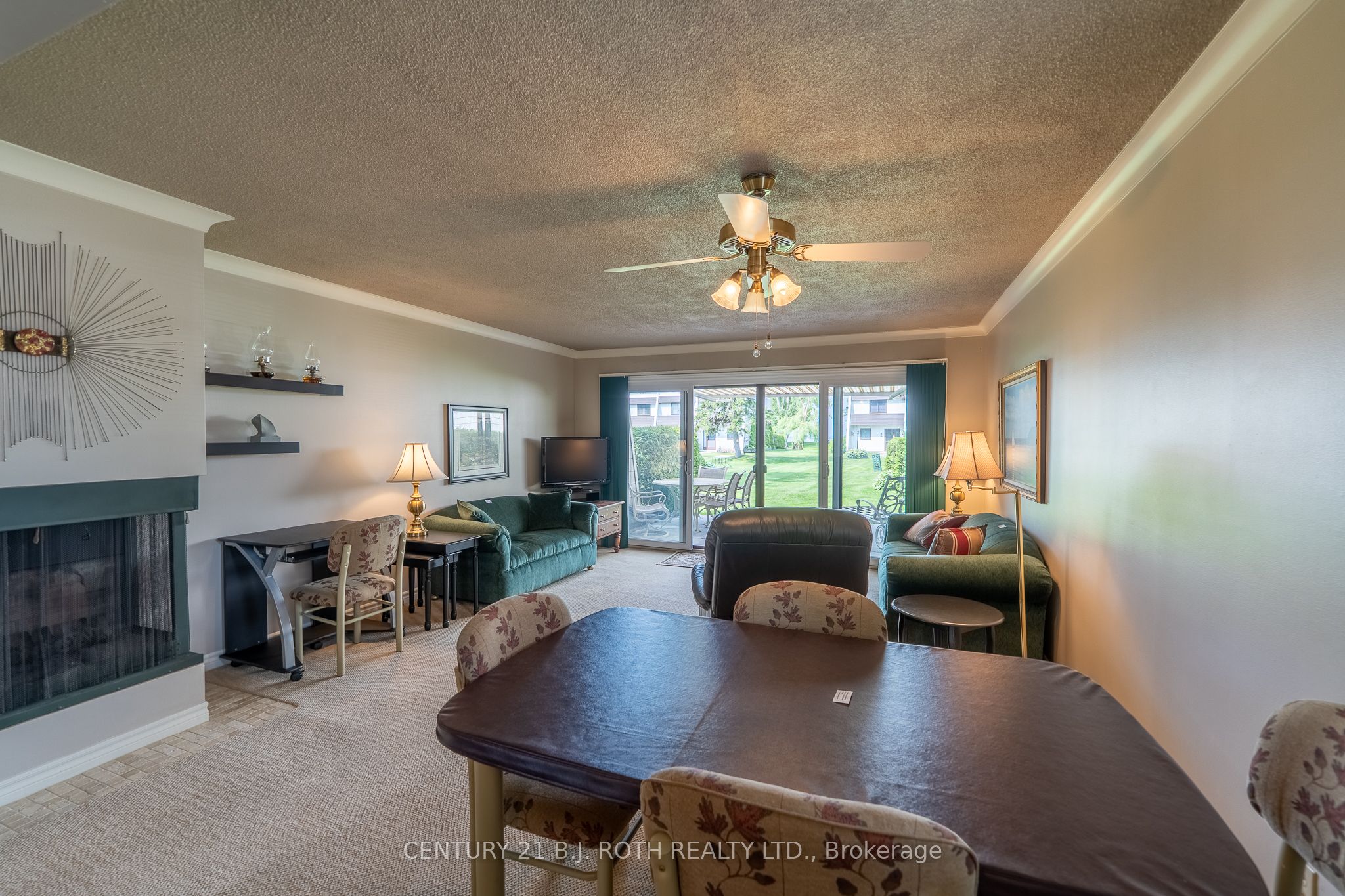 1 Paradise Boulevard 26 Property Photo 6