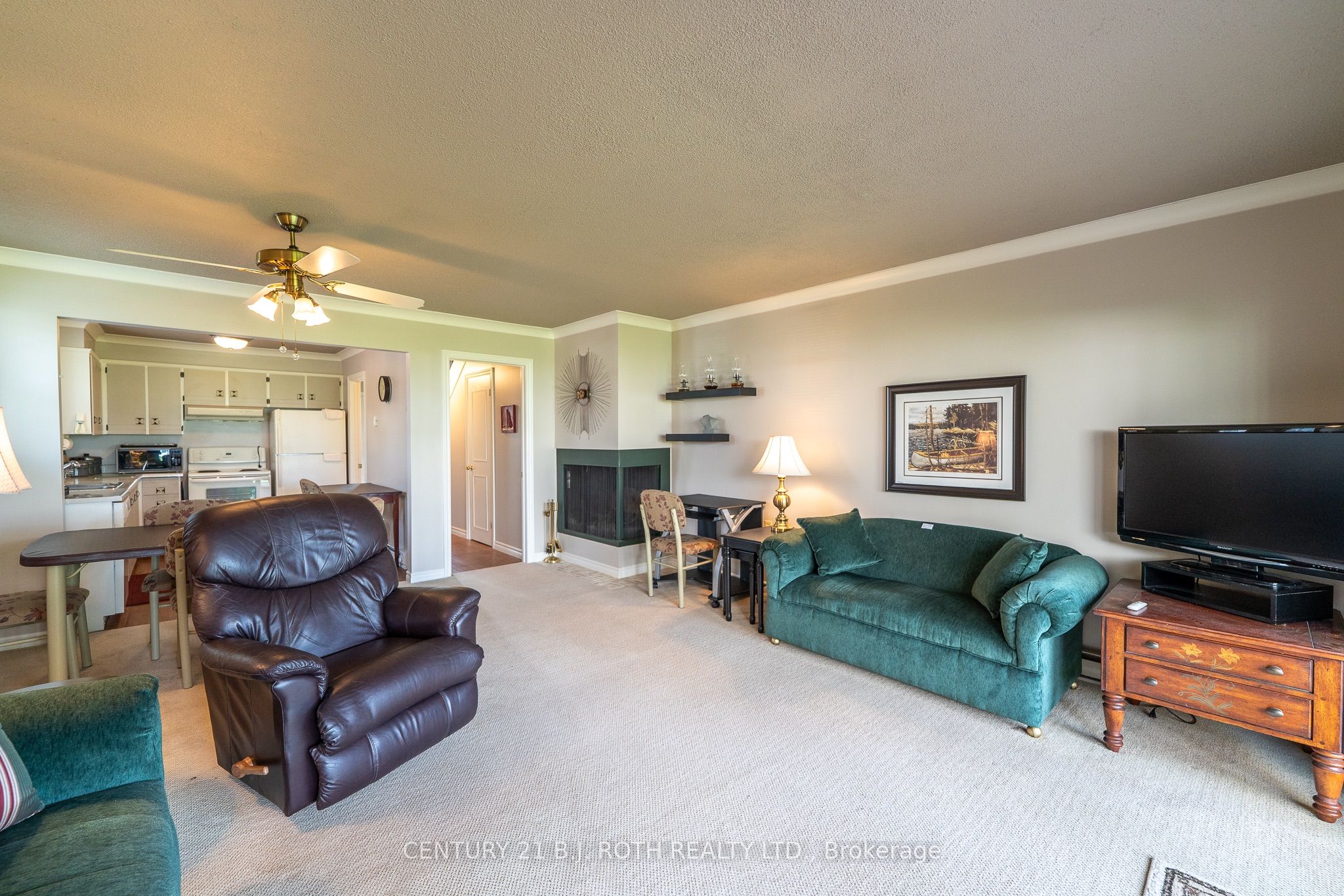 1 Paradise Boulevard 26 Property Photo 9