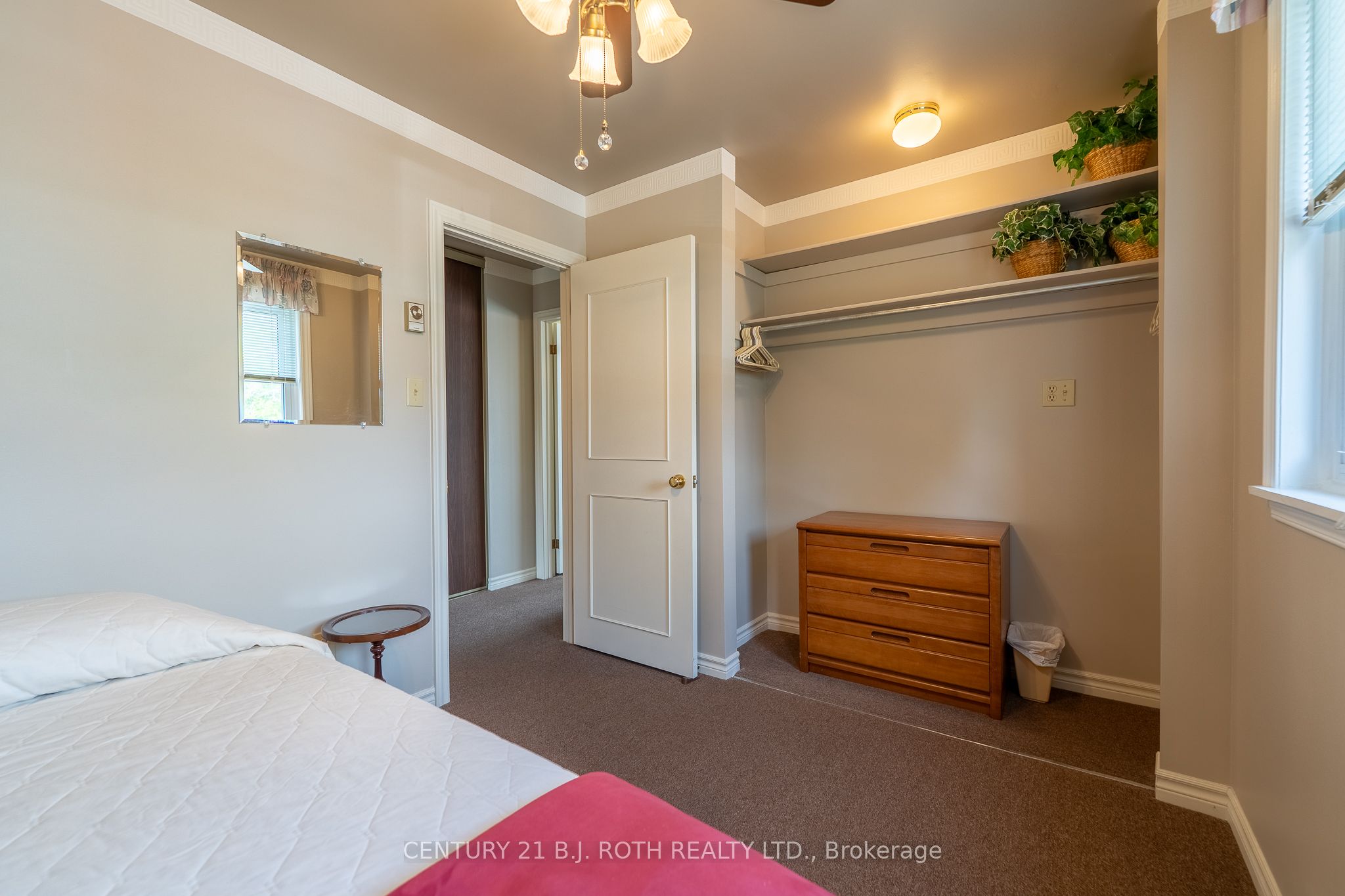 1 Paradise Boulevard 26 Property Photo 15