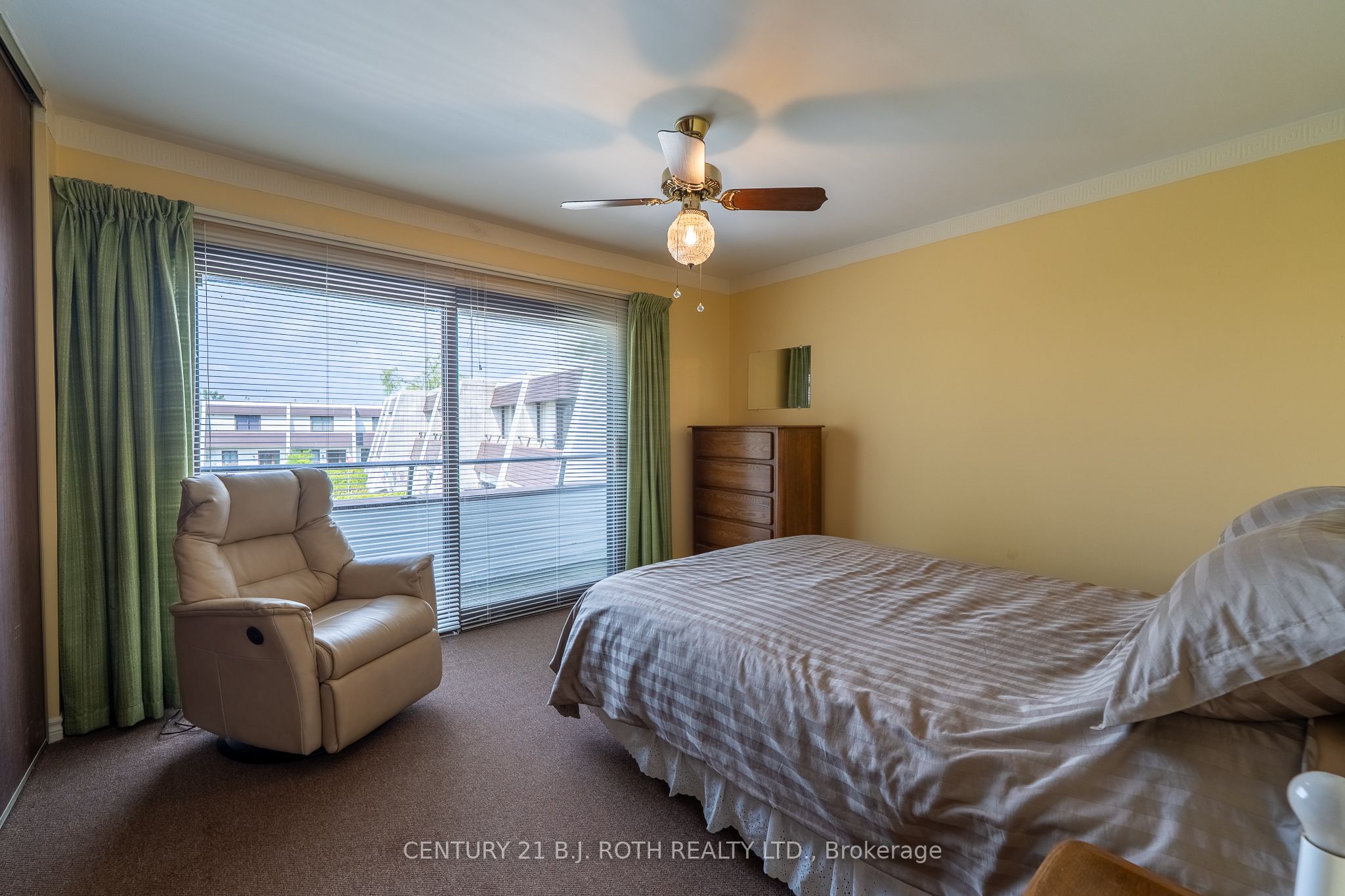 1 Paradise Boulevard 26 Property Photo 16