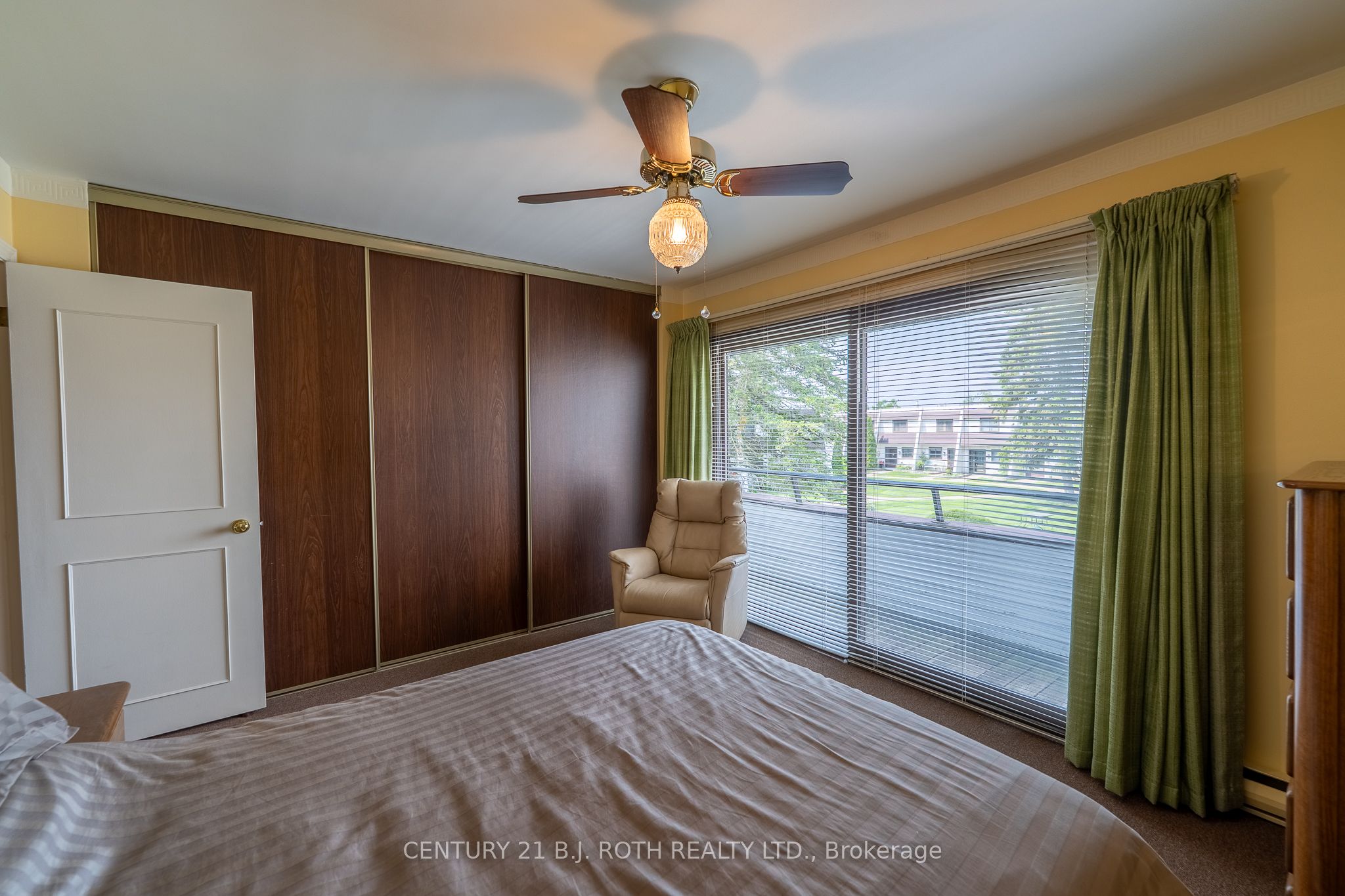1 Paradise Boulevard 26 Property Photo 17