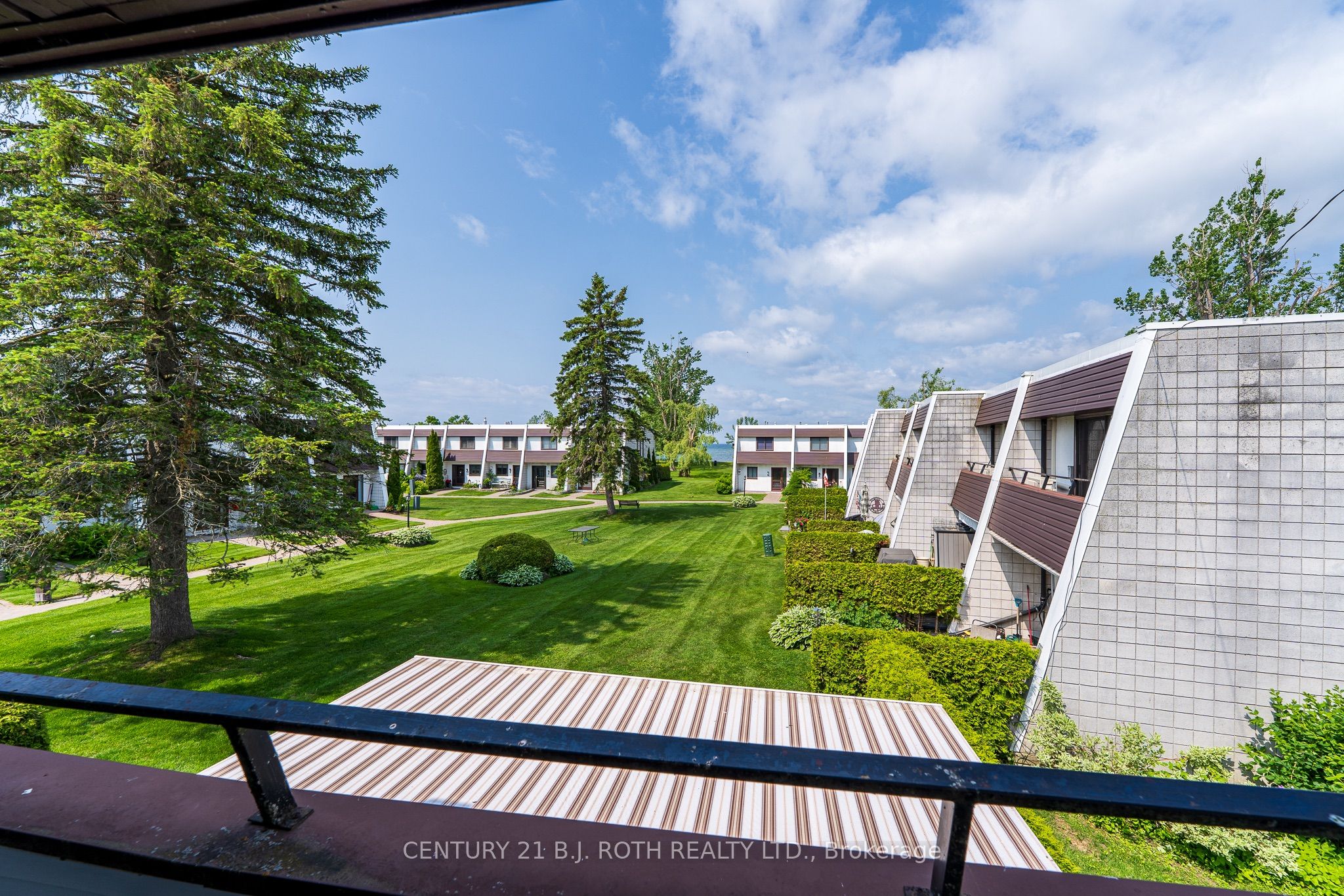 1 Paradise Boulevard 26 Property Photo 18
