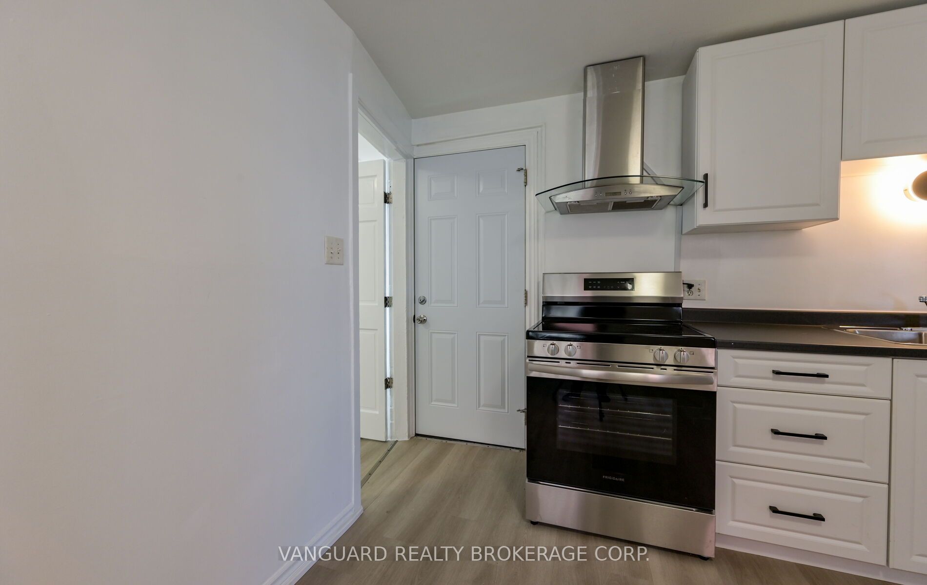 103 Mulcaster Street Property Photo 33