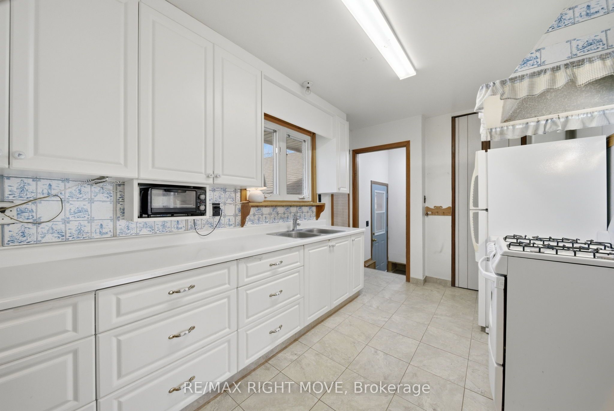 23a George Street Property Photo 4