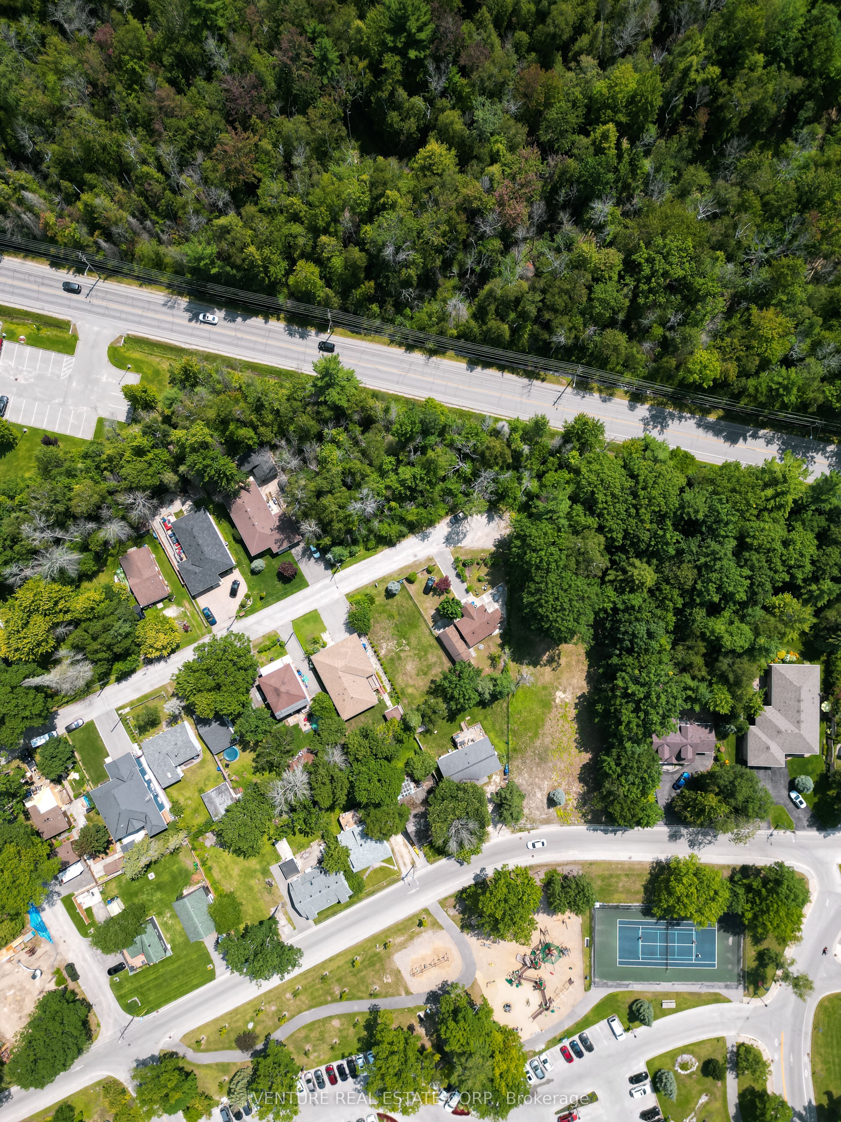 74 Forest Avenue Property Photo 4