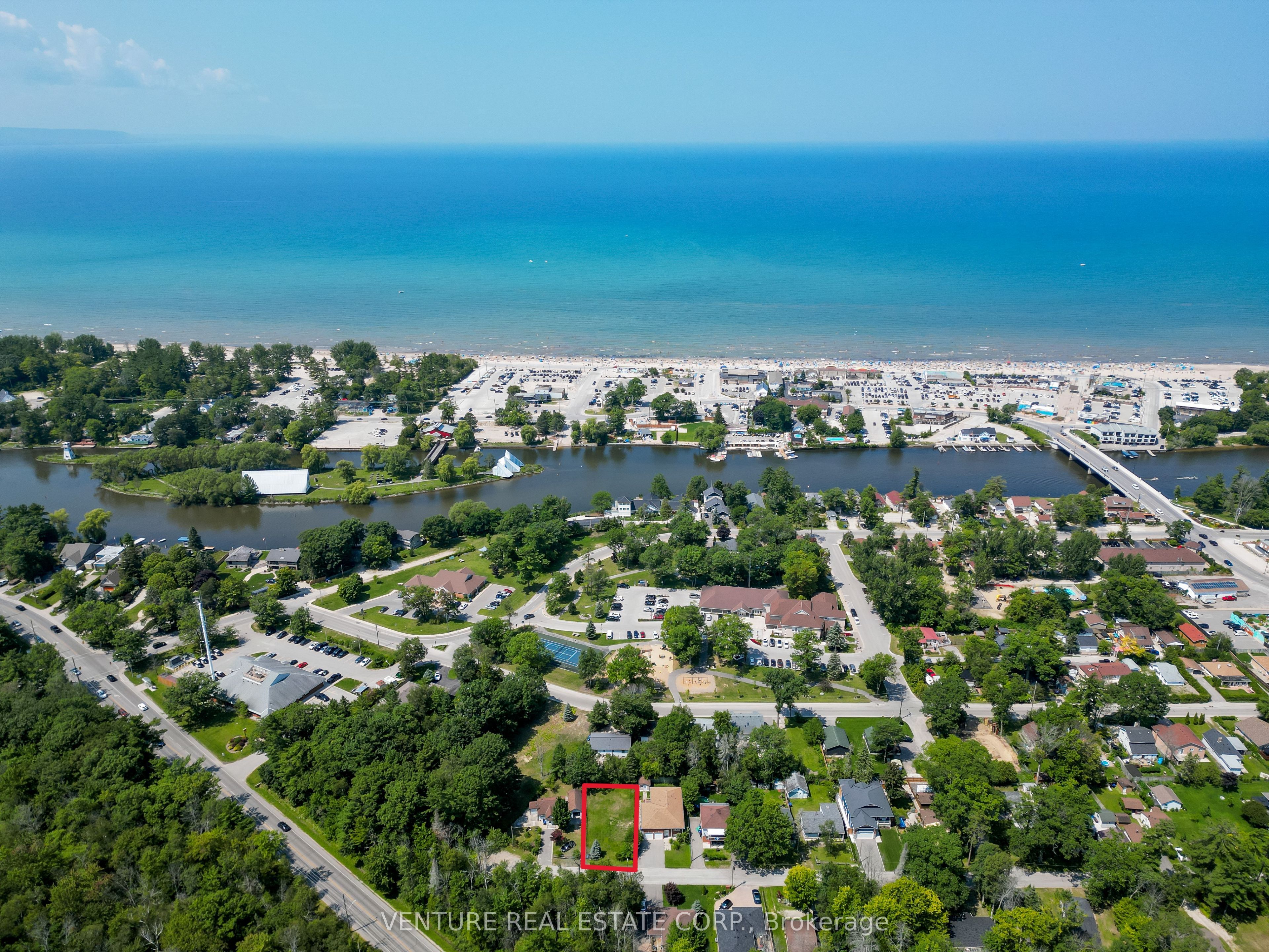 74 Forest Avenue Property Photo 8