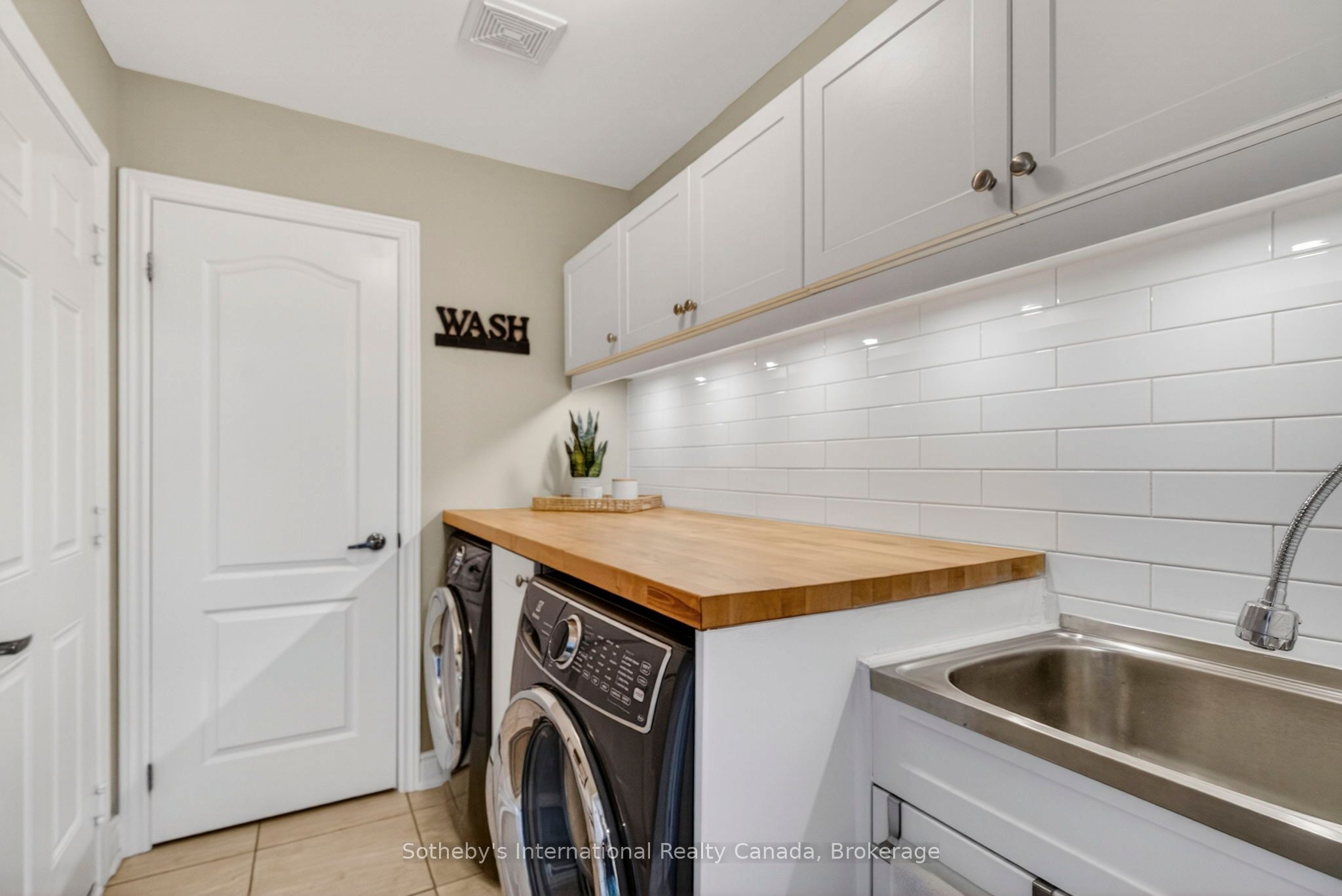 409 Bayport Boulevard Property Photo 35