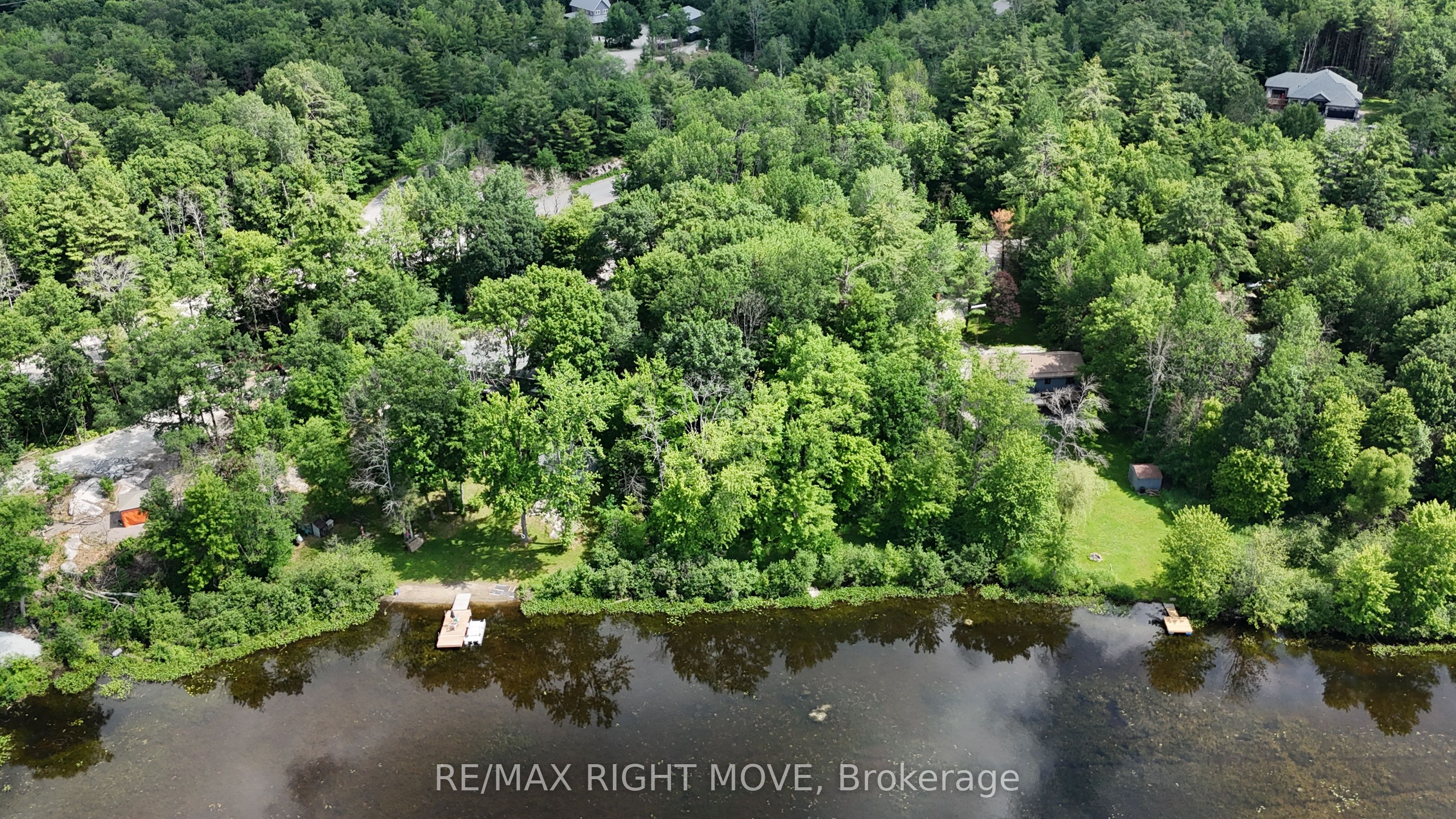 5123 Severn Pines Crescent Property Photo 2