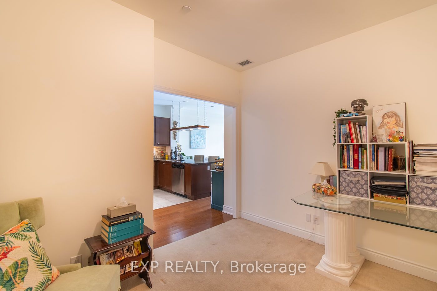 90 Orchard Point Road 401 Property Photo 12