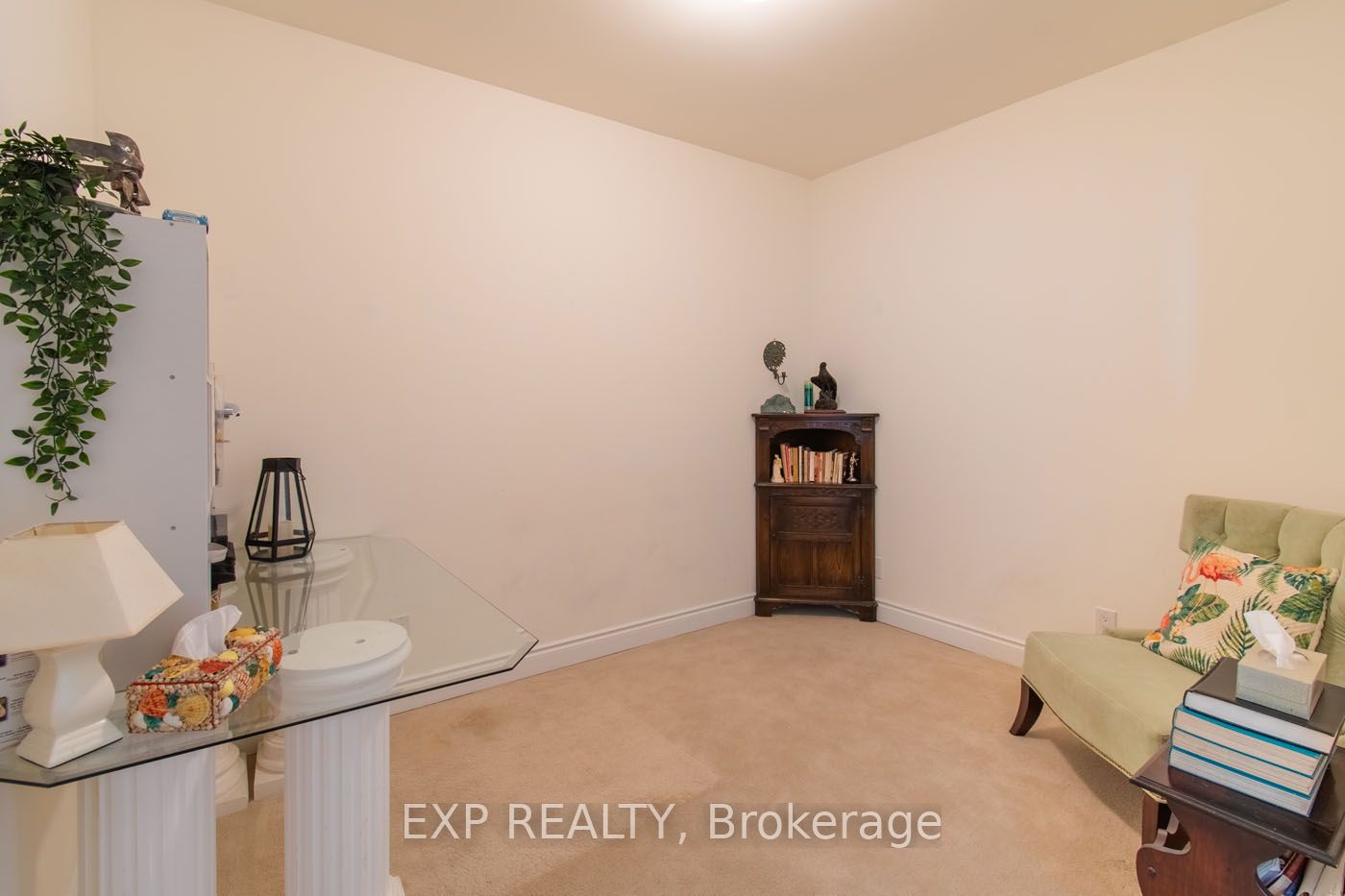 90 Orchard Point Road 401 Property Photo 13