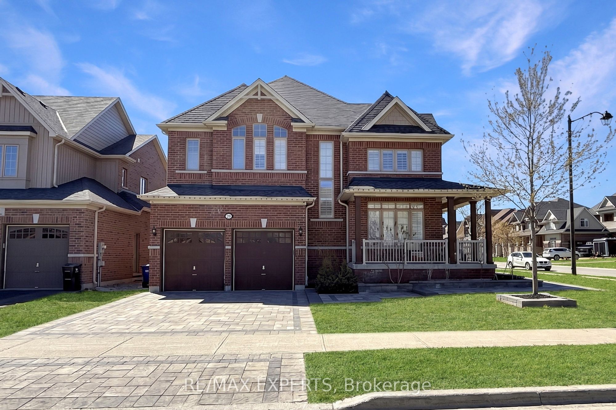 22 Travers Gate Property Photo 2